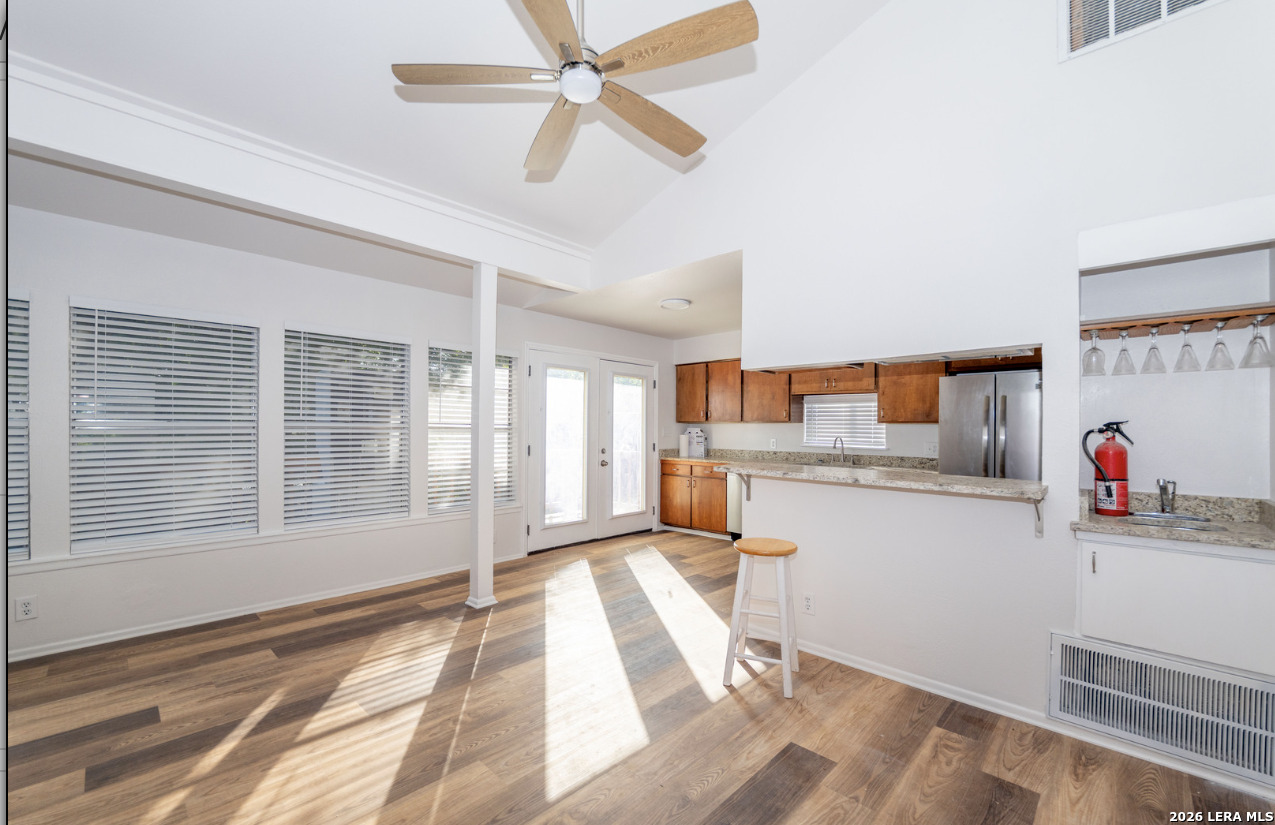 538 W Elsmere, San Antonio, TX 78212