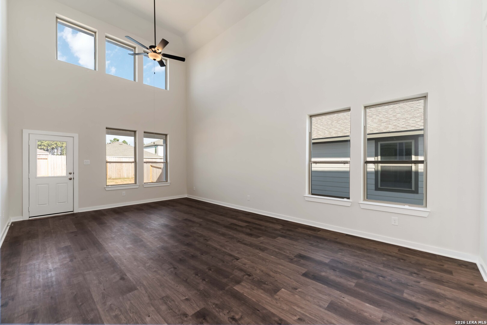 6110 QUIET OAK PL, San Antonio, TX 78219