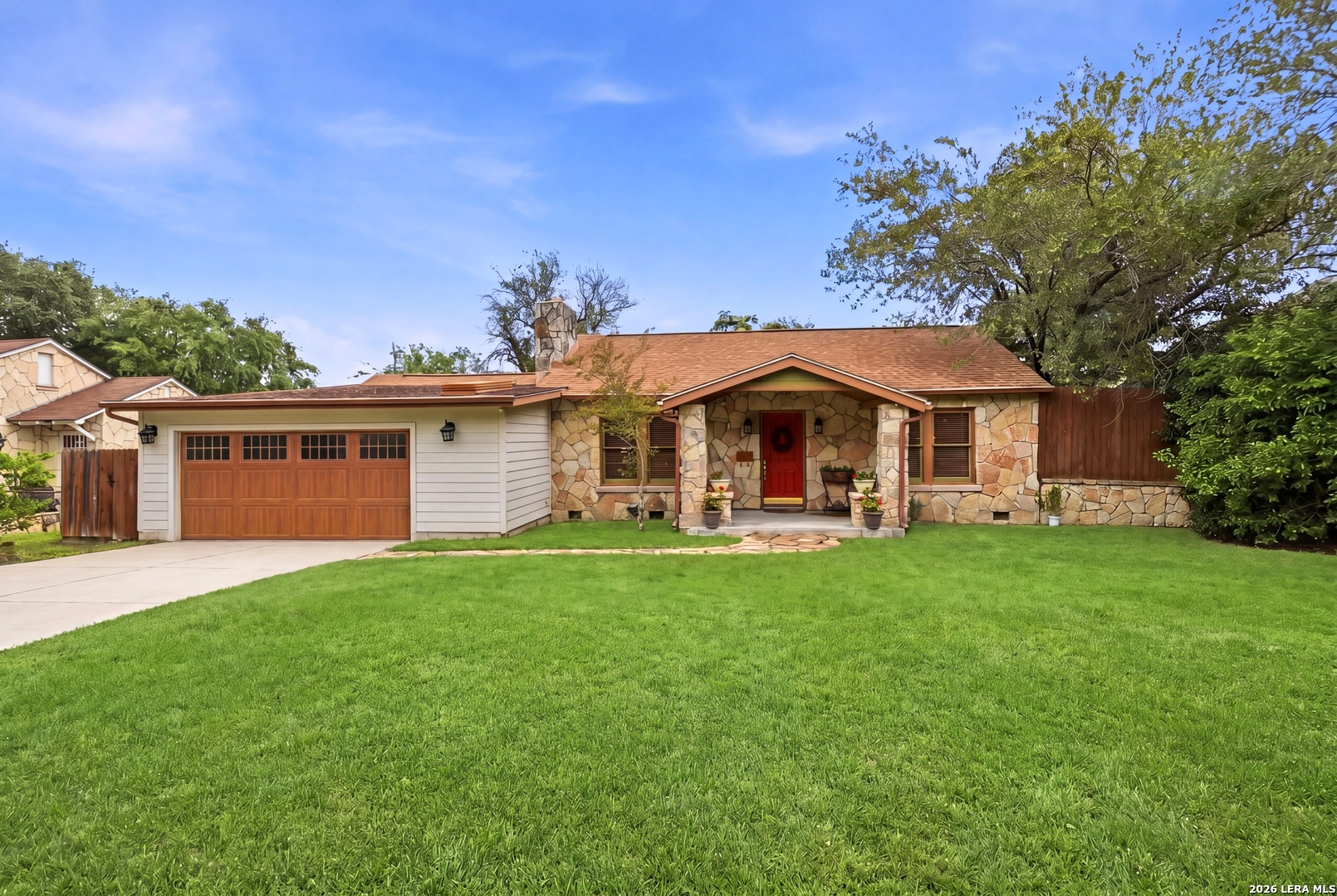 237 Thorain Blvd