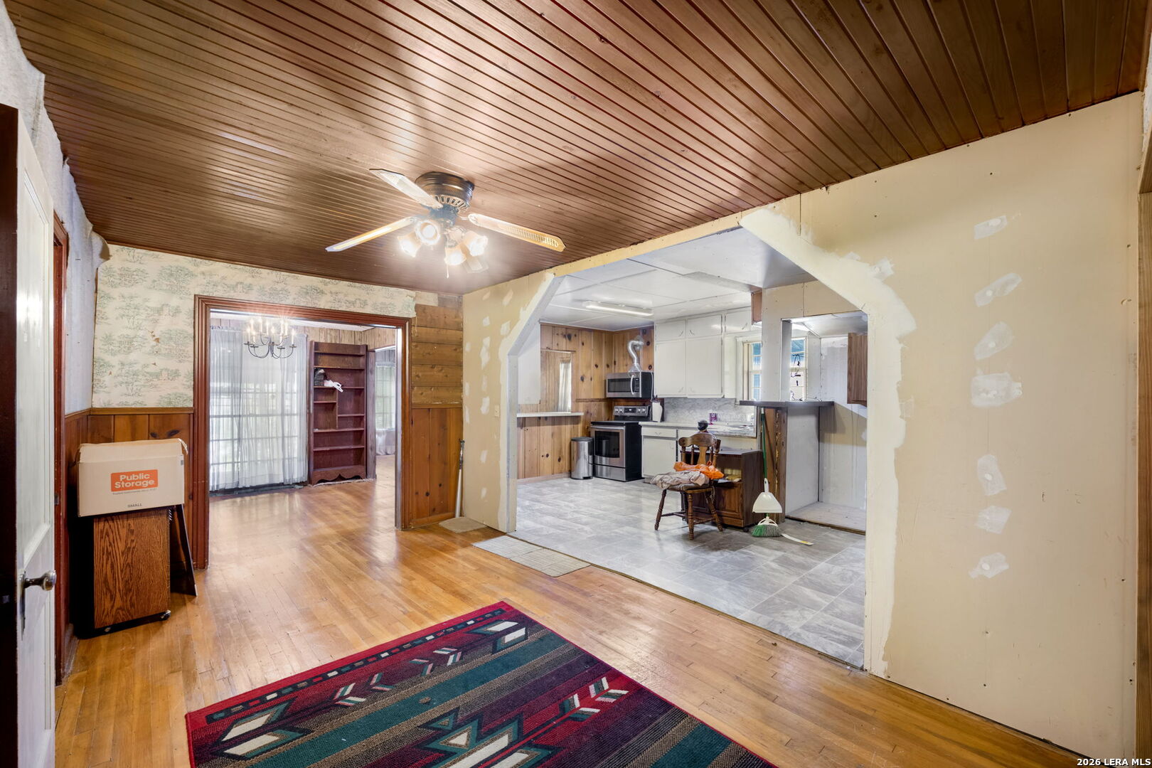 1927 W WOODLAWN AVE, photo 9