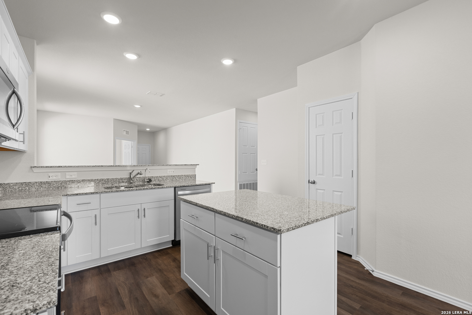 5158 FLIGHT SAIL, San Antonio, TX 78245