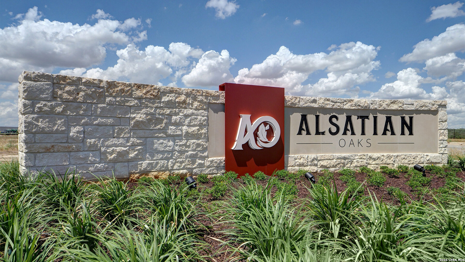270 Mountain Oak, Castroville, TX 78009