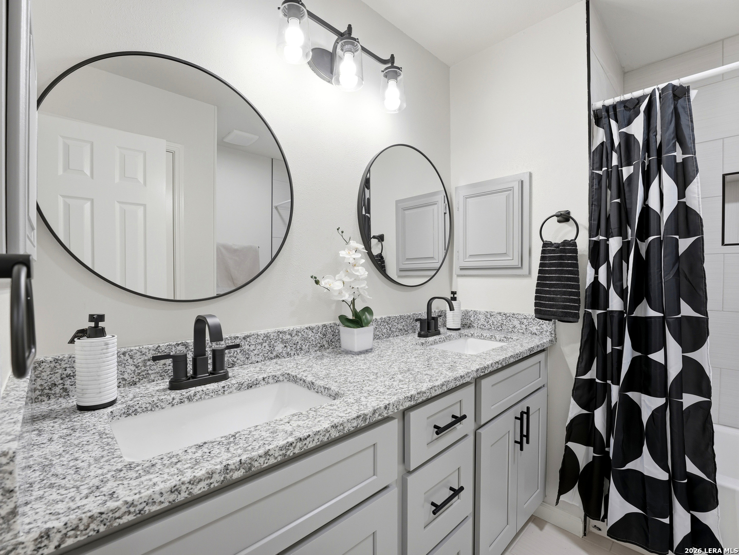 858 Amberstone, San Antonio, TX 78258