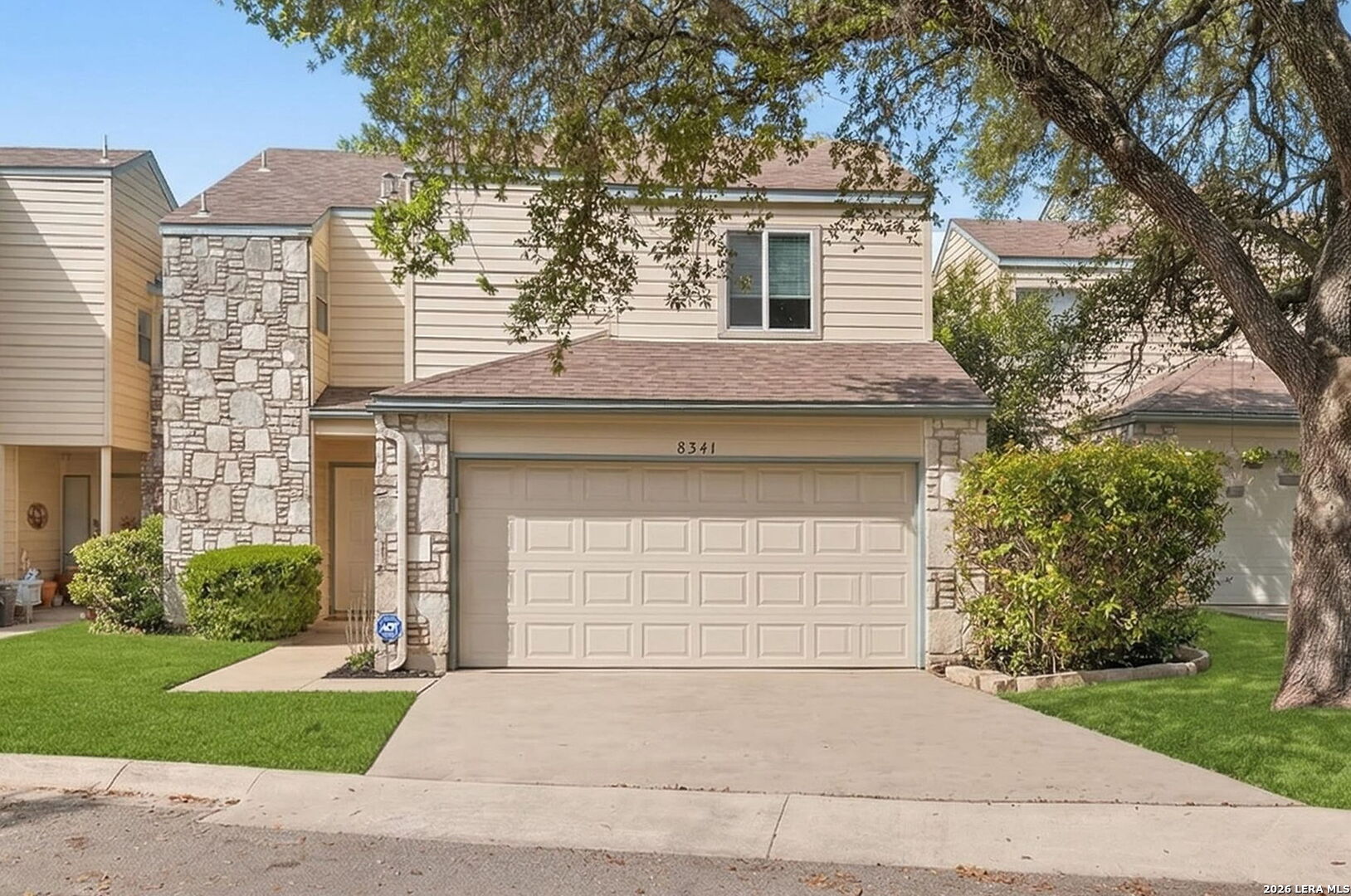 8547 Echo Creek Listing Cover Image