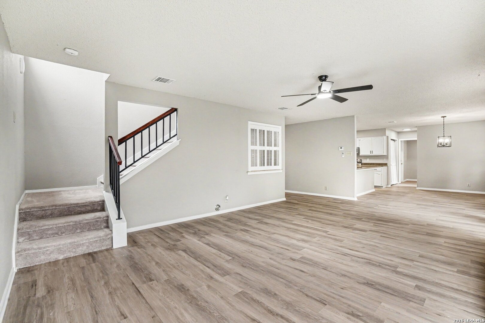 18030 Summer Knoll Dr, San Antonio, TX 78258