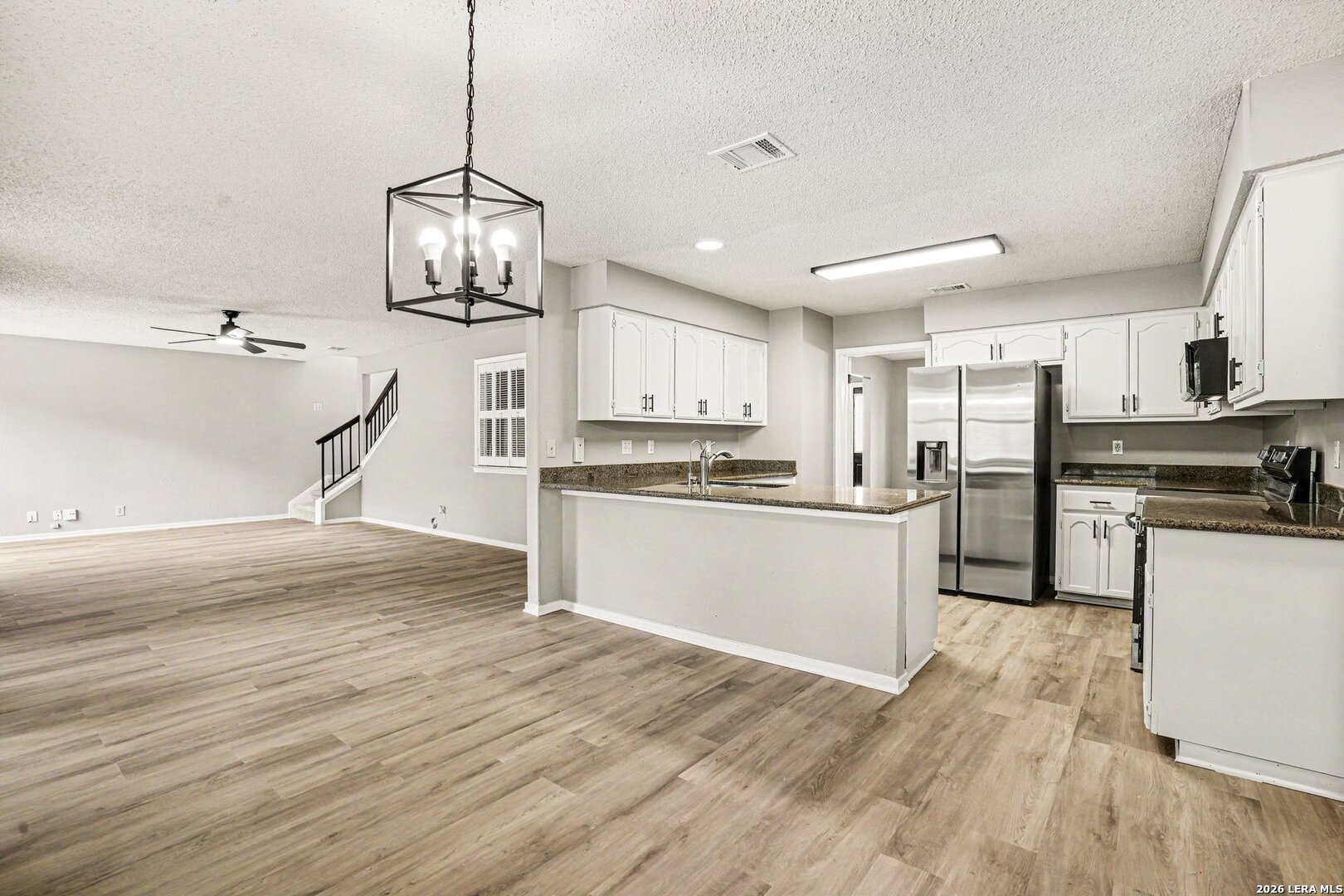 18030 Summer Knoll Dr, San Antonio, TX 78258
