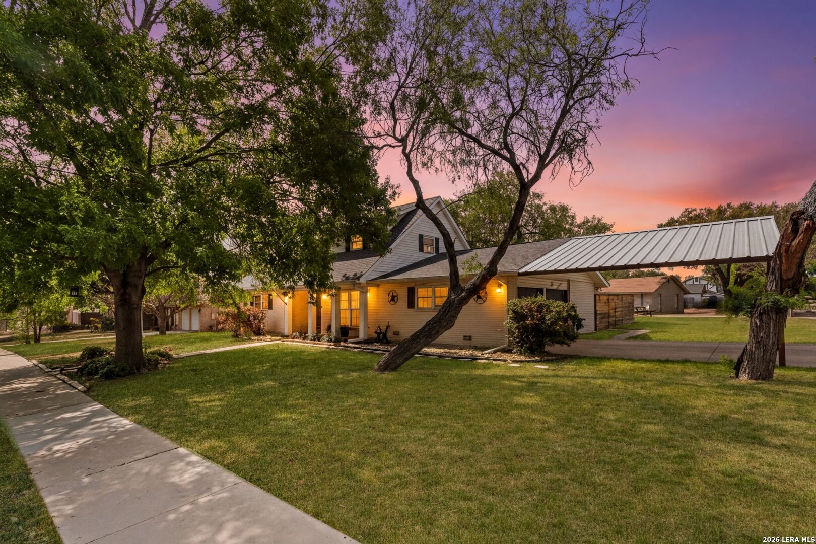 4906 El Gusto Listing Cover Image