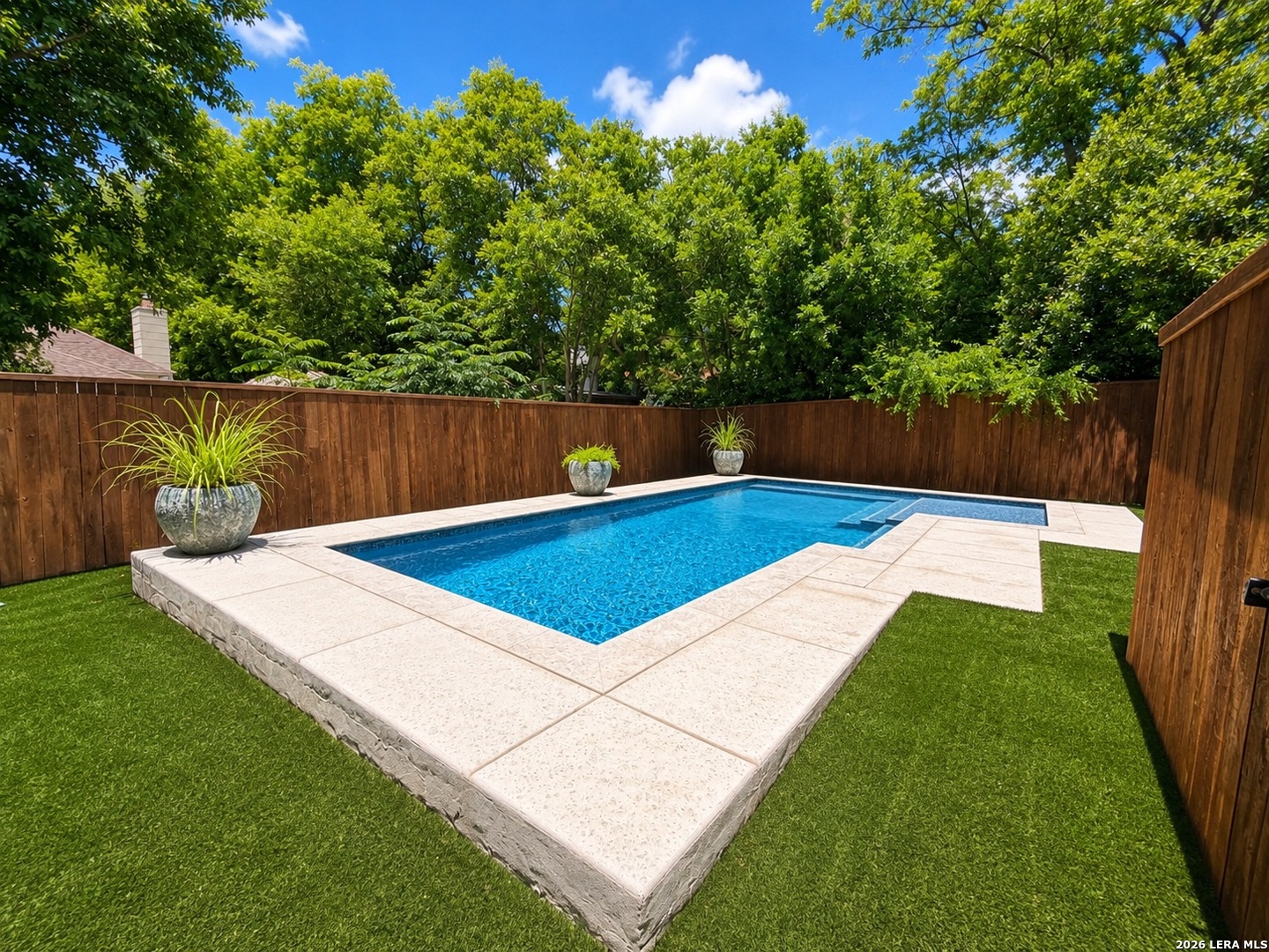 109 Zambrano Rd, Terrell Hills, TX 78209