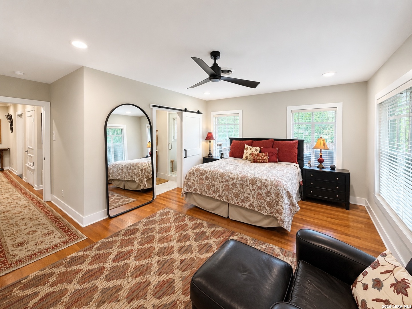 109 Zambrano Rd, Terrell Hills, TX 78209