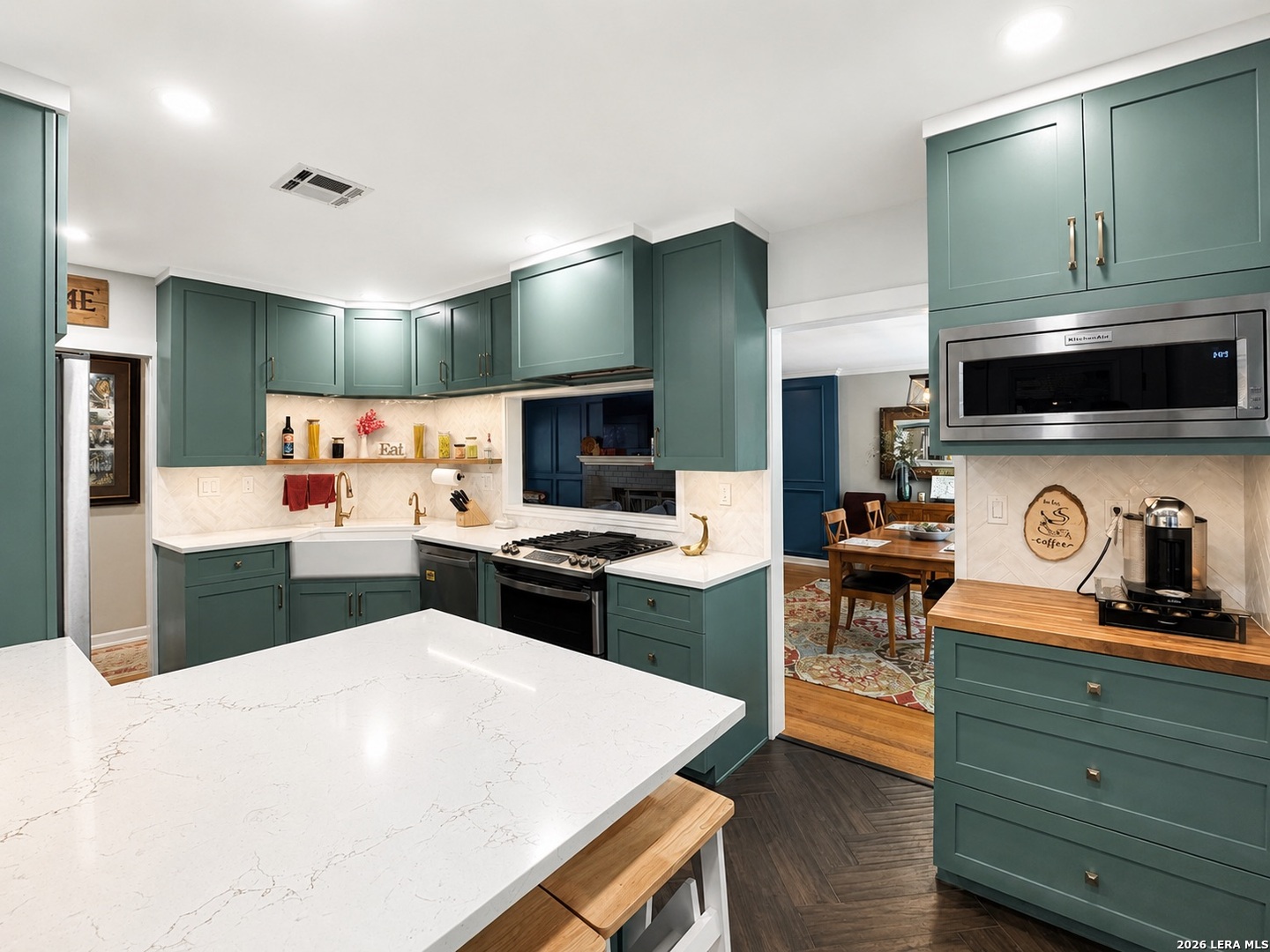 109 Zambrano Rd, Terrell Hills, TX 78209