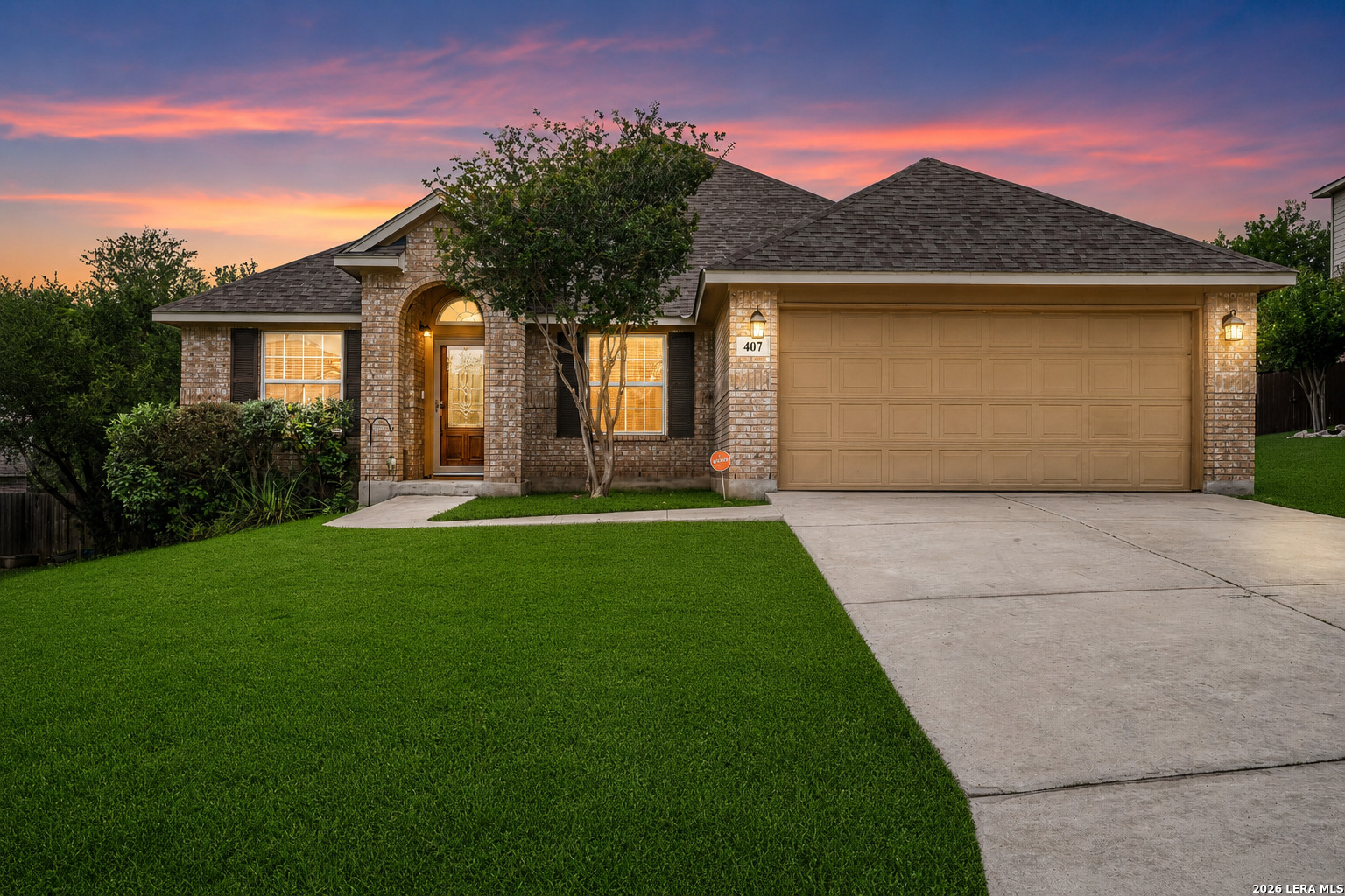 407 Cushing Listing Cover Image