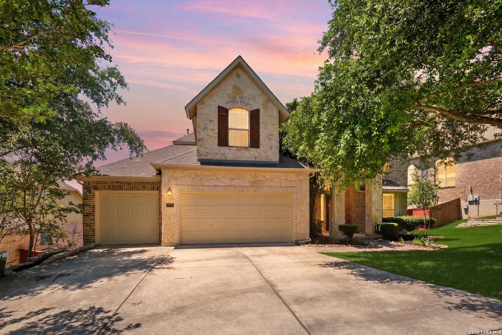 3719 Sunset Cliff