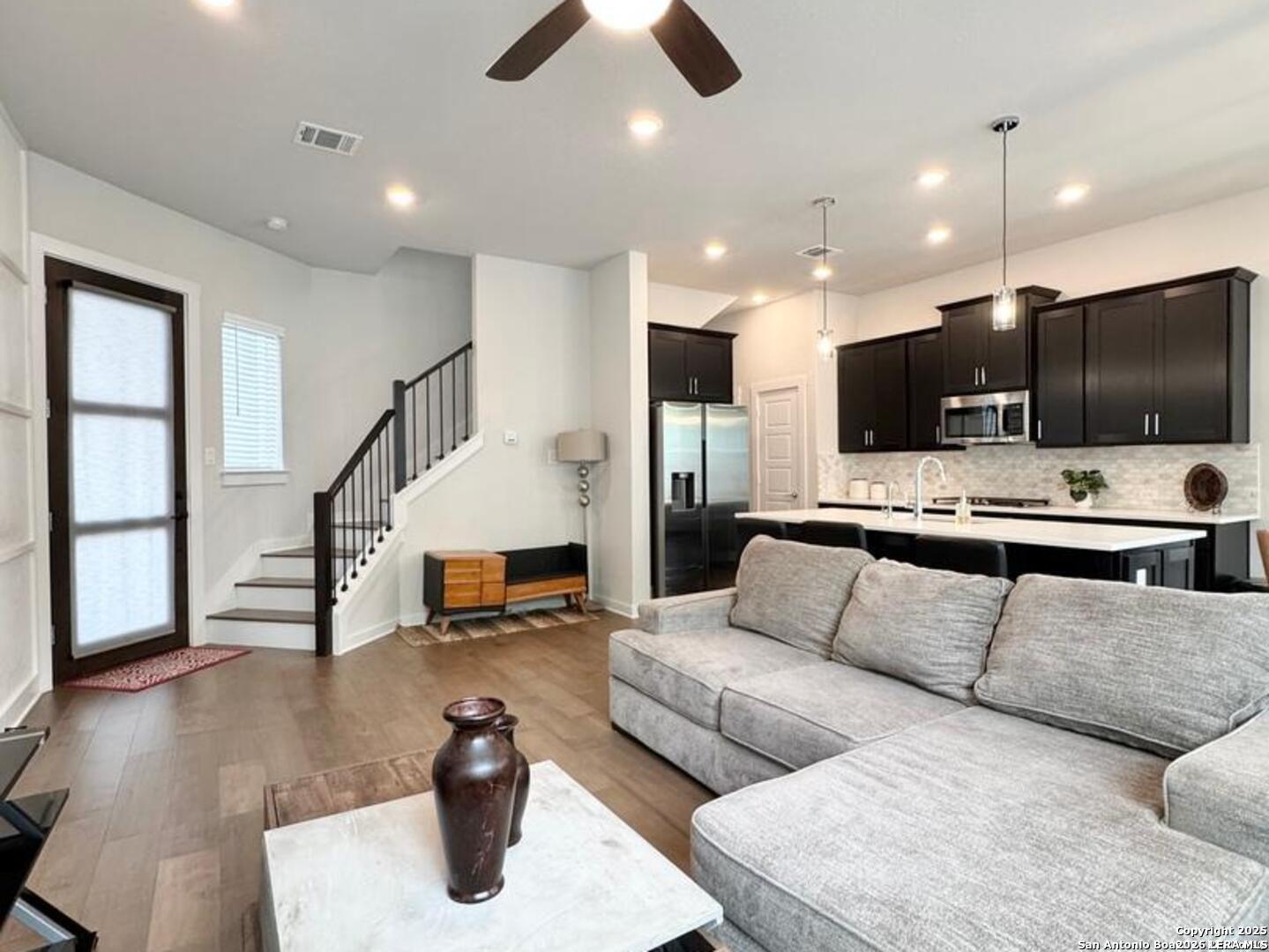 5843 Whitby Listing Cover Image