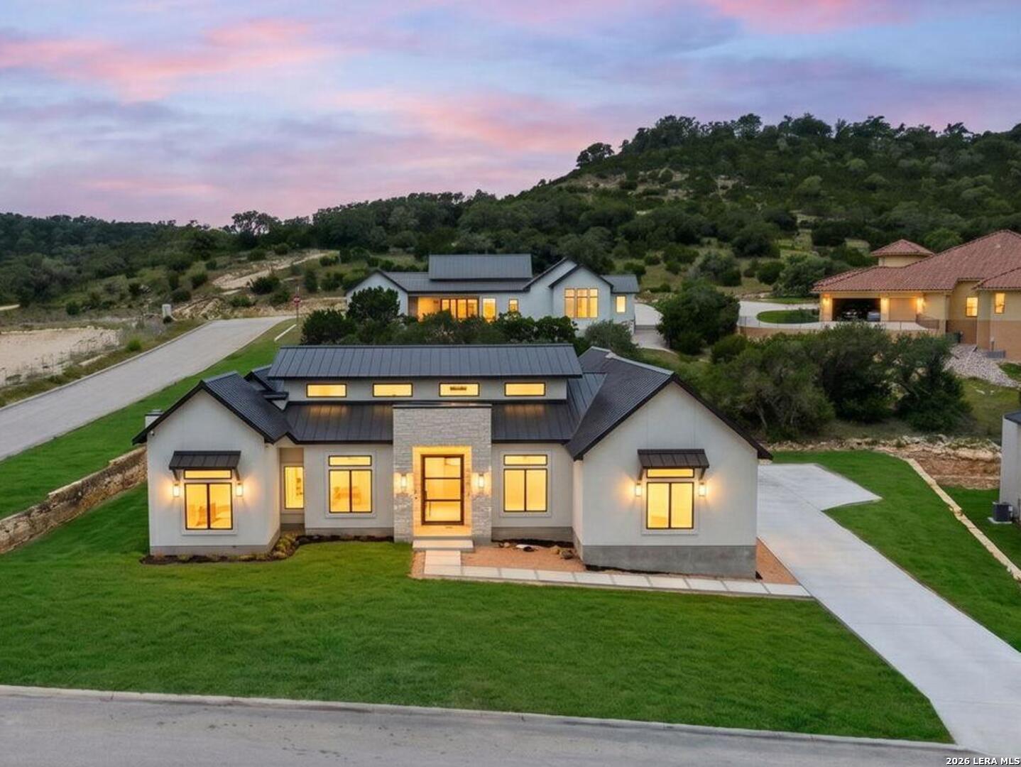 23107 Tablerock Way