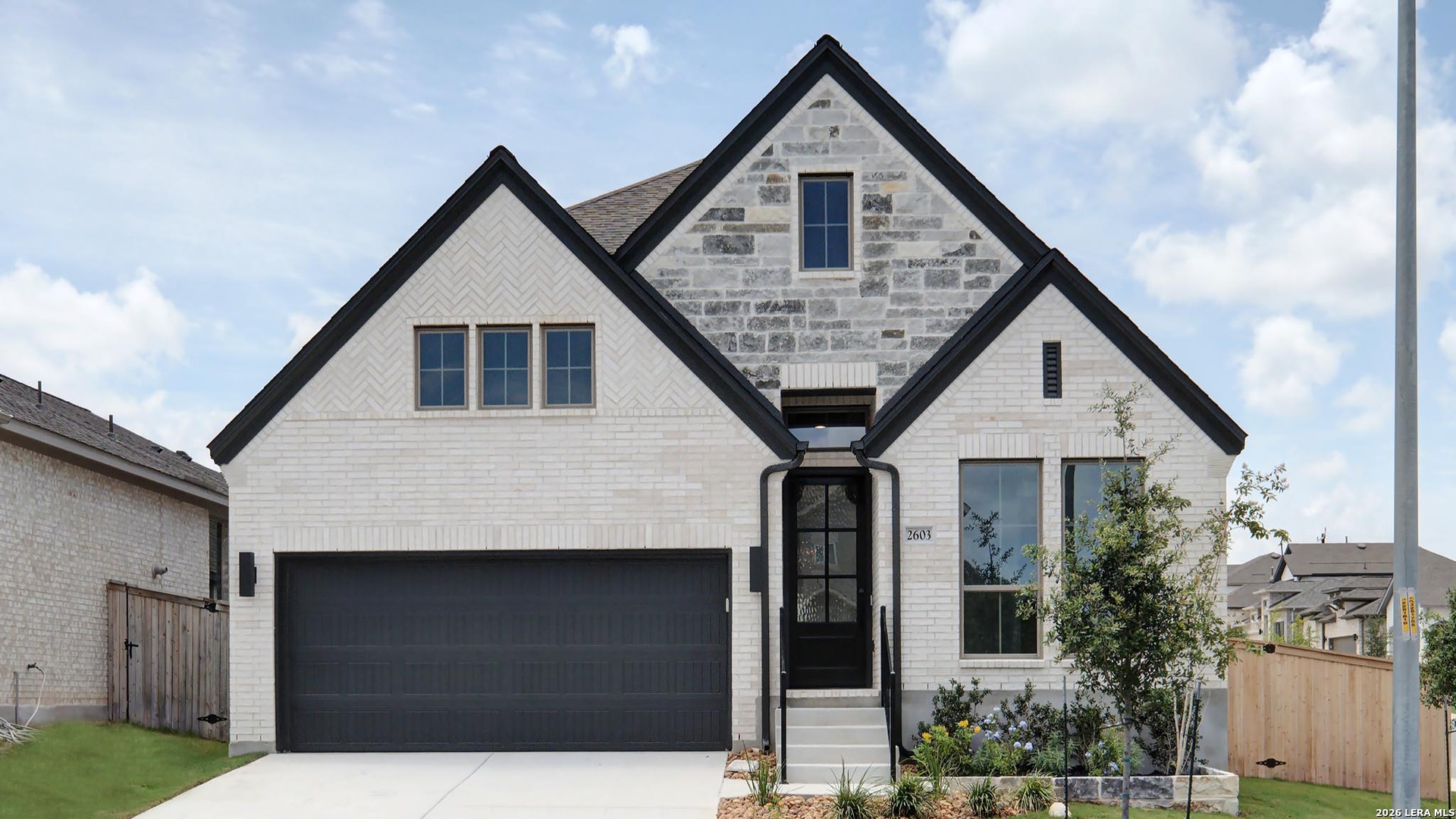 2603 Vistablue Lane Listing Cover Image