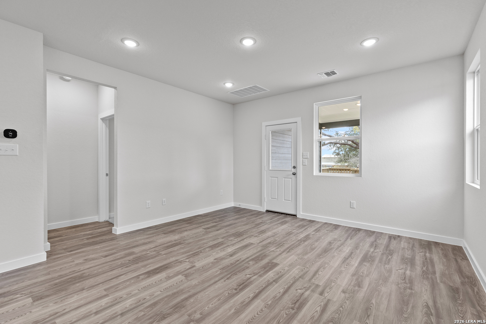 9999 Chavaneaux Lndg, San Antonio, TX 78221