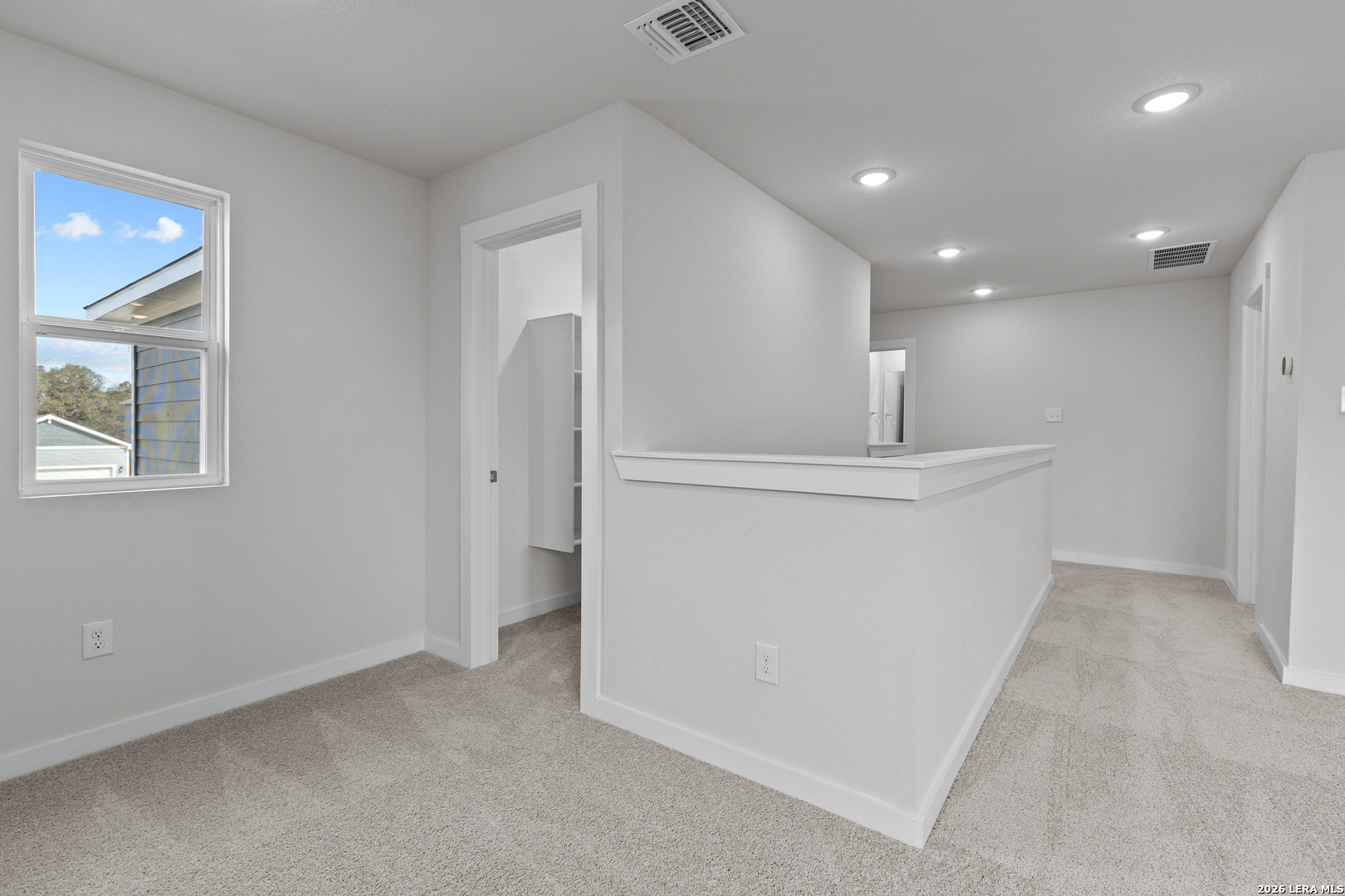 9999 Chavaneaux Lndg, San Antonio, TX 78221
