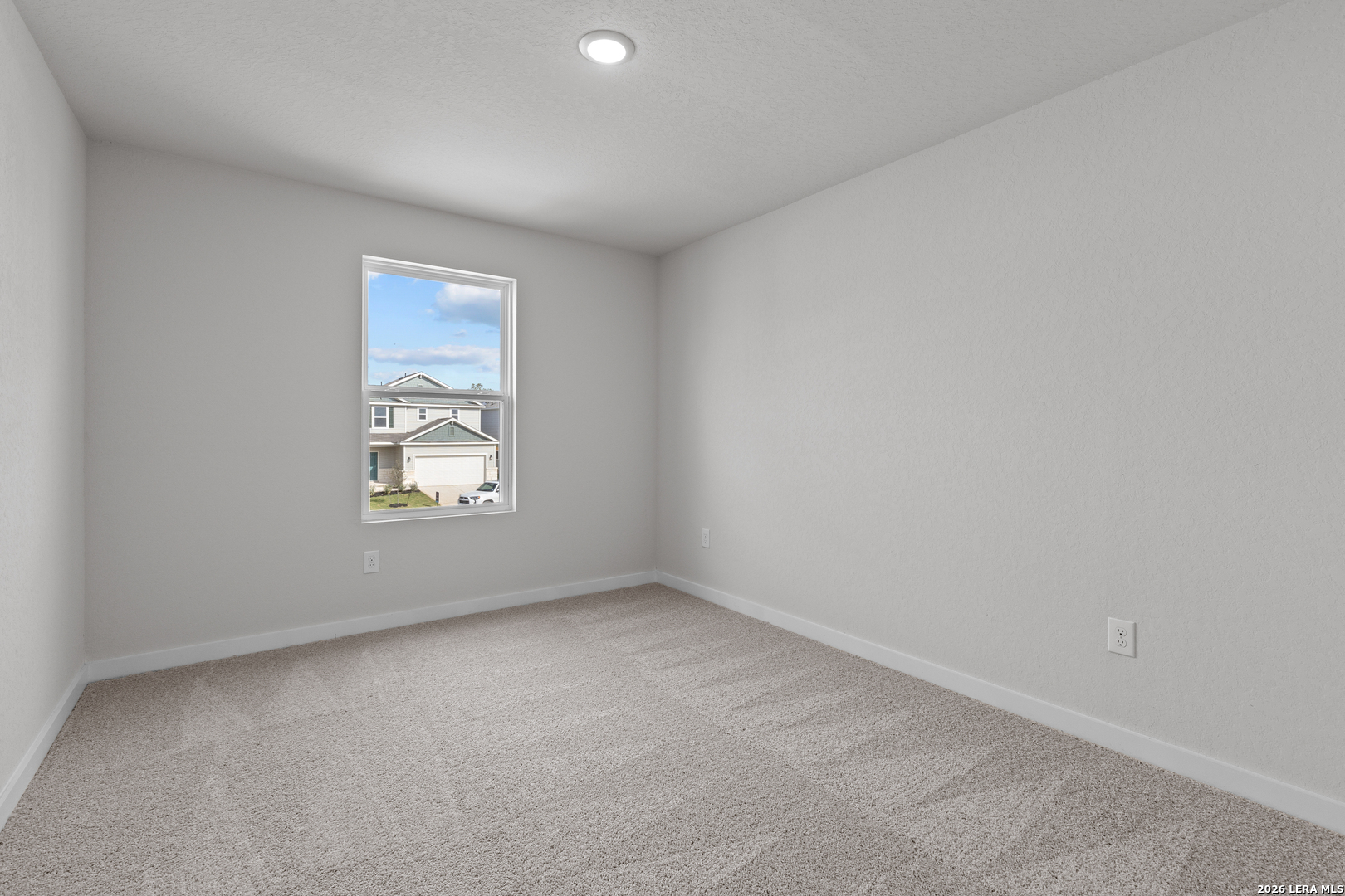 9999 Chavaneaux Lndg, San Antonio, TX 78221