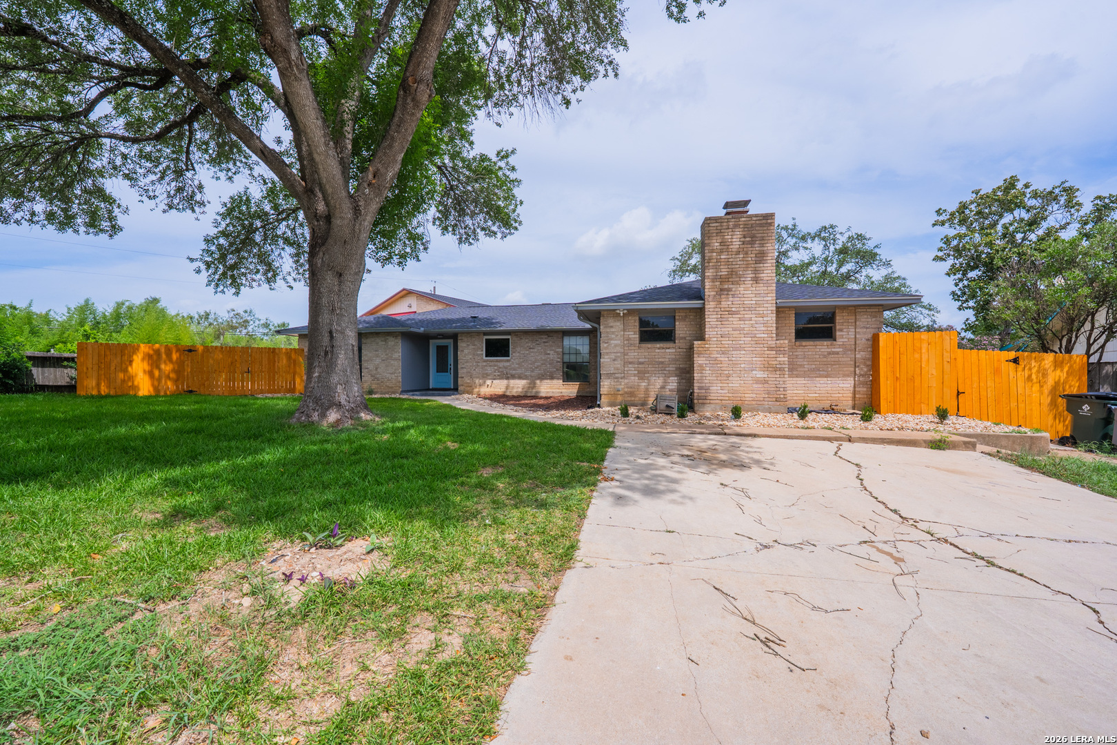 1002 River Oak Dr Listing Cover Image