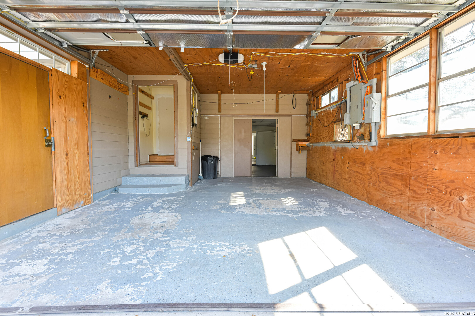 Oversized Garage