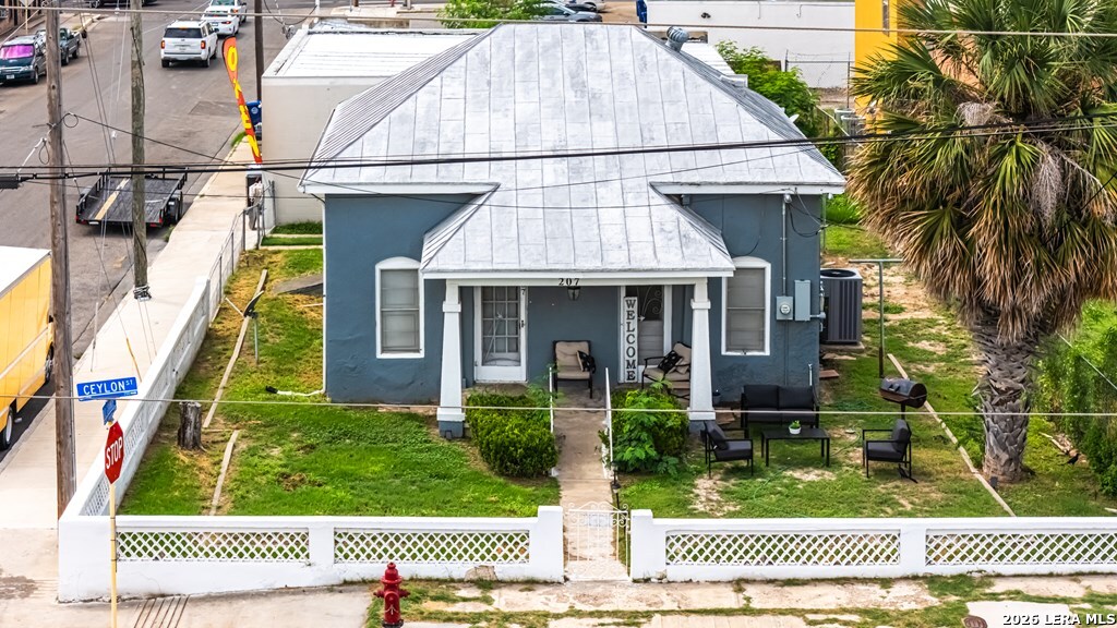 Photo 2 of Sale Pending at 207 Ceylon & 665 E Rio Grande Ste A, Eagle Pass, TX 78852 | MLS# 1981400 | Listing updated on 2026-09-17