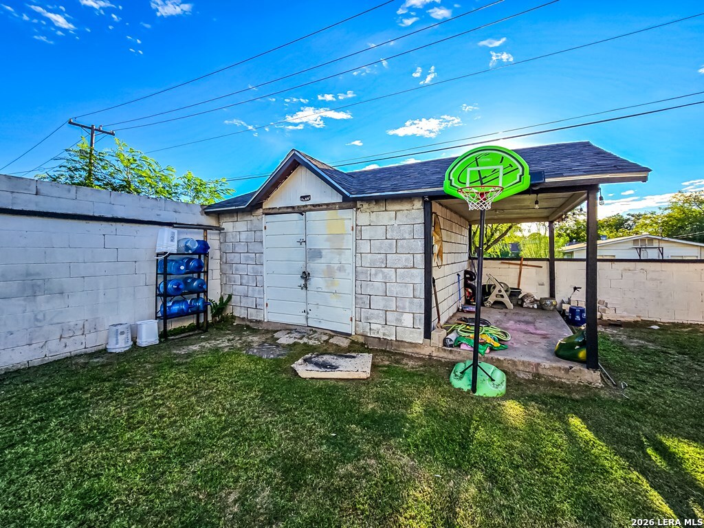 2199 HILLCREST BLVD, photo 7