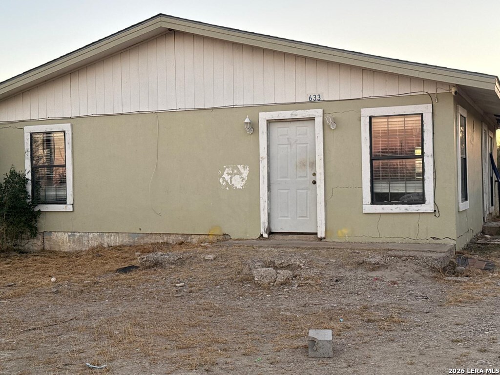 4th image of 633 Molina Loop, Eagle Pass, TX 78852 | MLS# 1981033