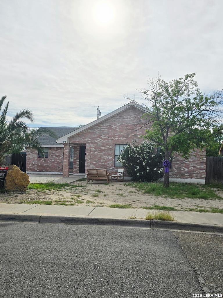 2nd image of 1045 Lazar, Eagle Pass, TX 78852 | MLS# 1981338