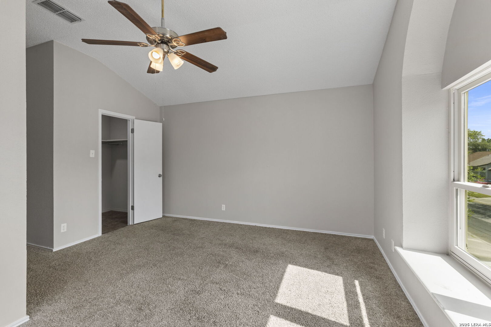 6146 VALLEY CLF, San Antonio, TX 78250
