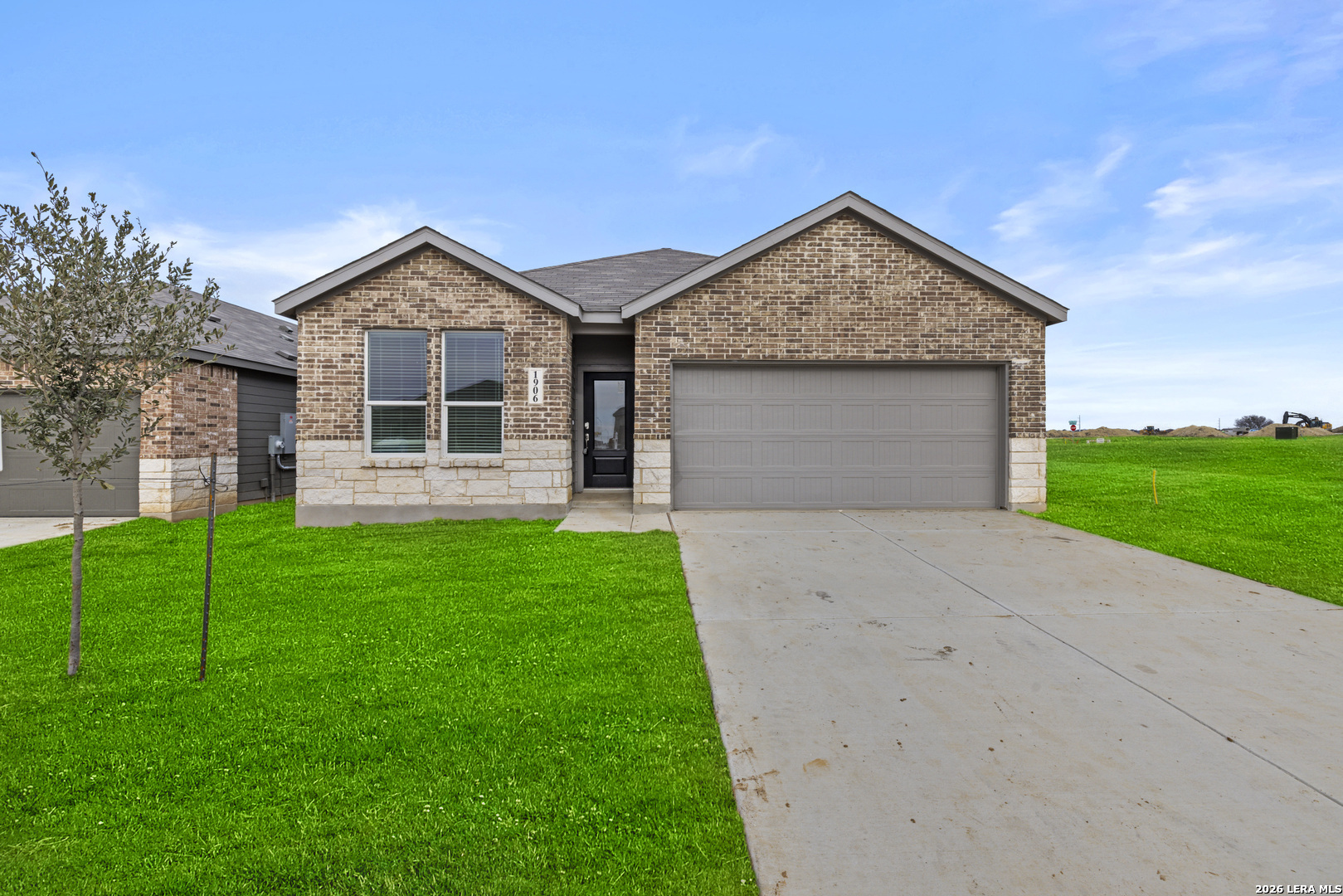 14999 Taradeau Listing Cover Image