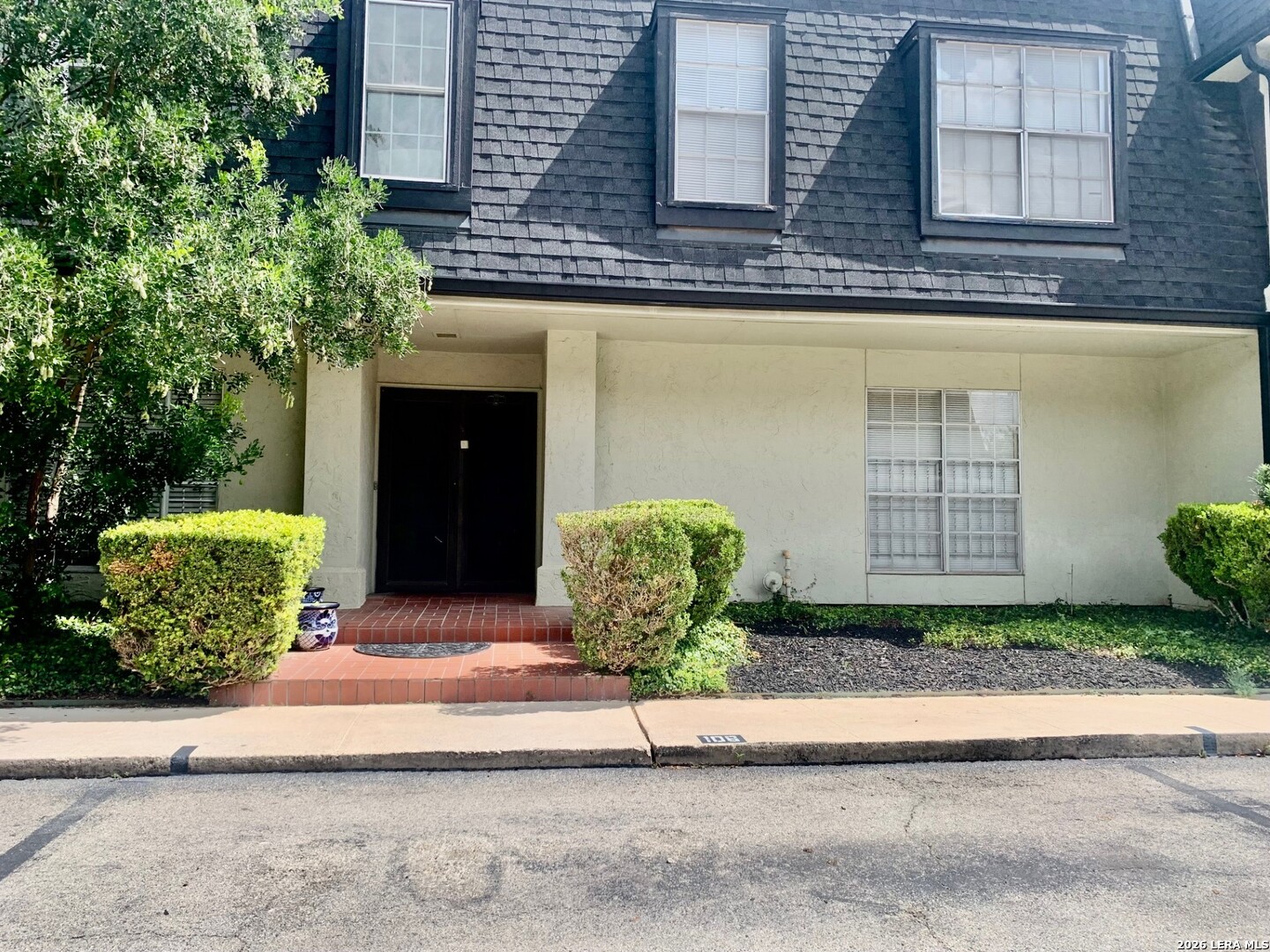 7834 Broadway Listing Cover Image