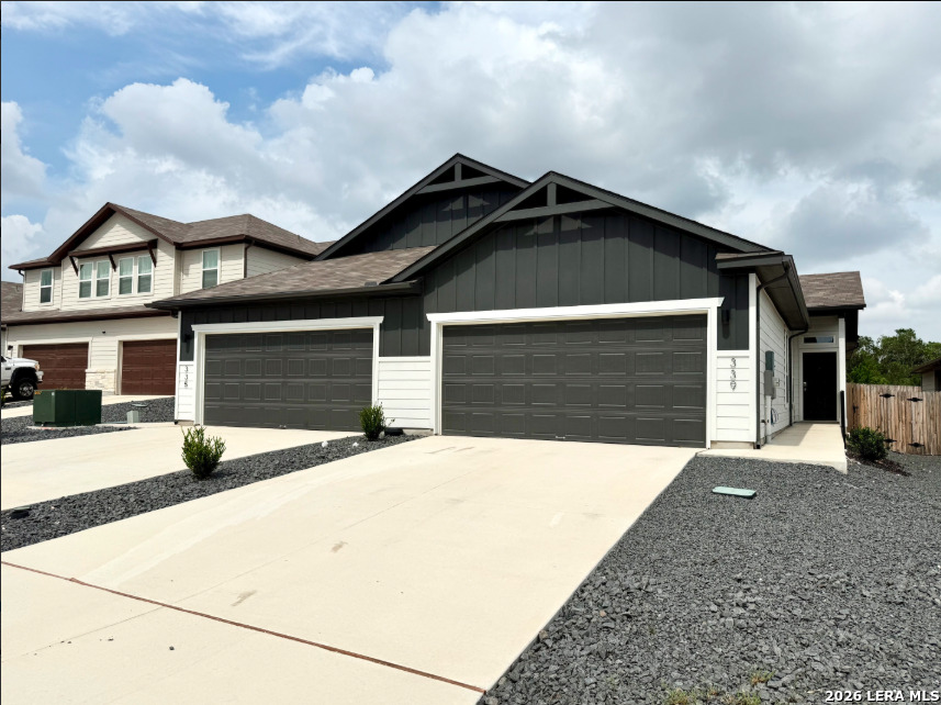 339 Nespral Dr Listing Cover Image