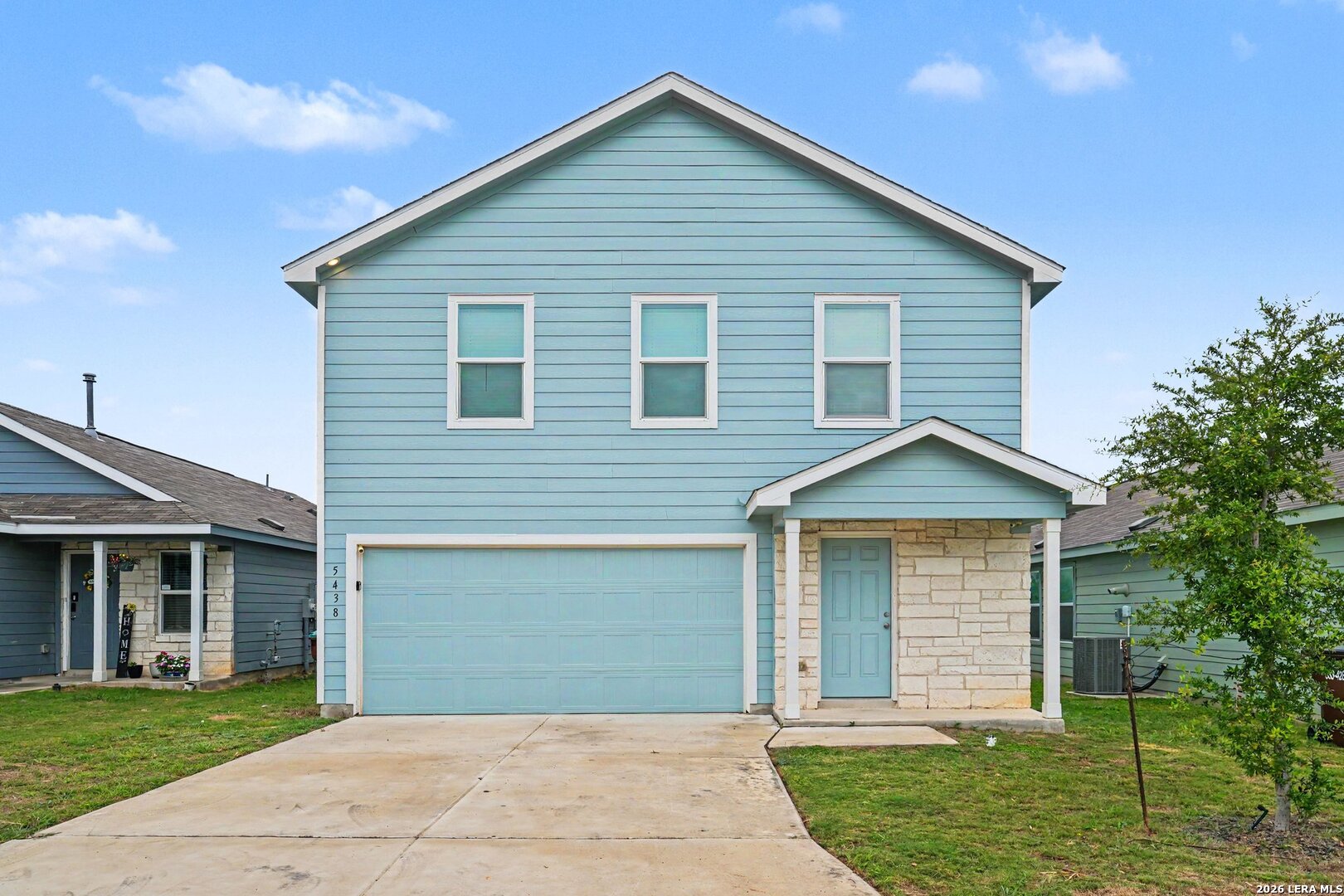 5438 Daphne Path Listing Cover Image