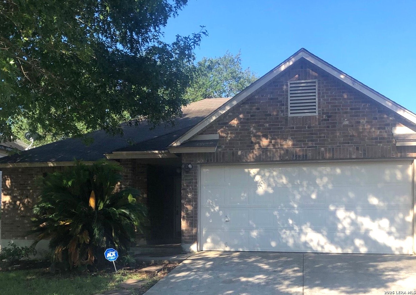 15838 Colton Wl Listing Cover Image