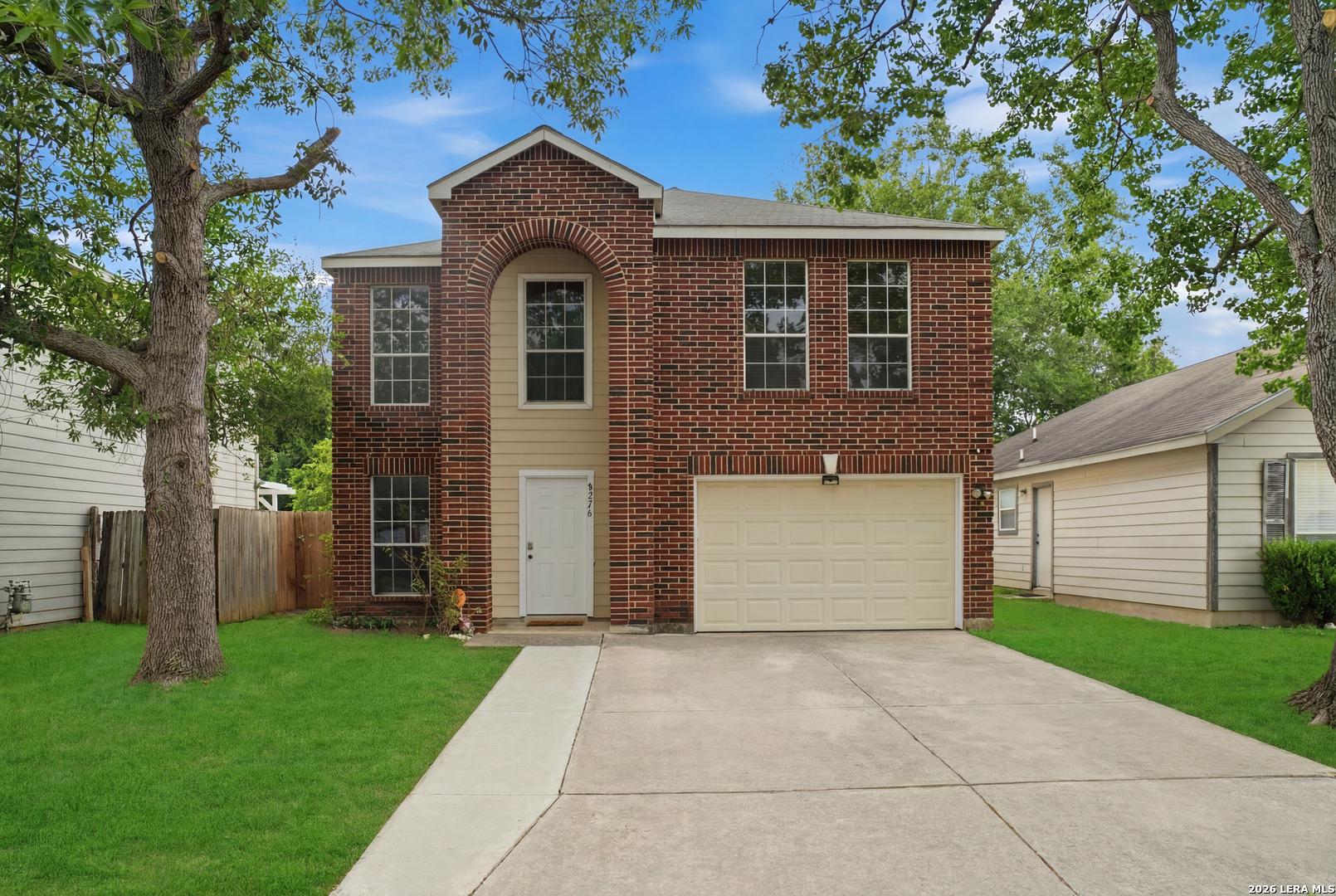 8226 Grand Bnd Listing Cover Image