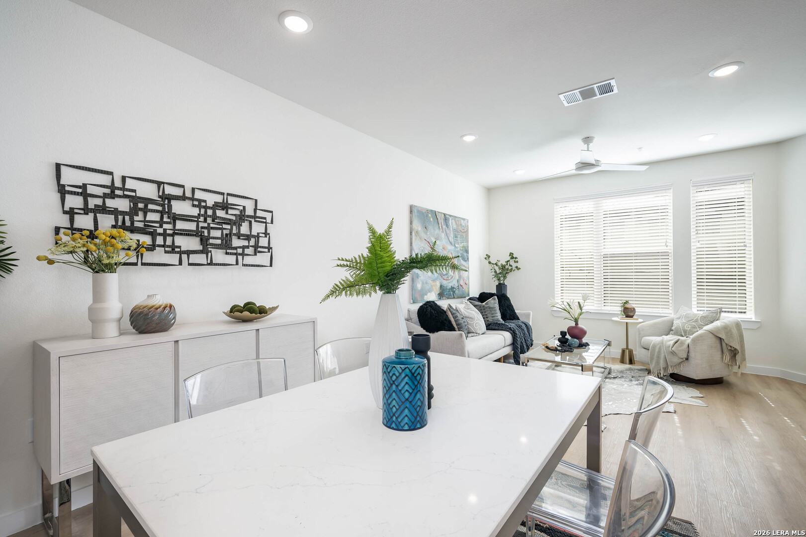719 E Locust, #2112, San Antonio, TX 78212