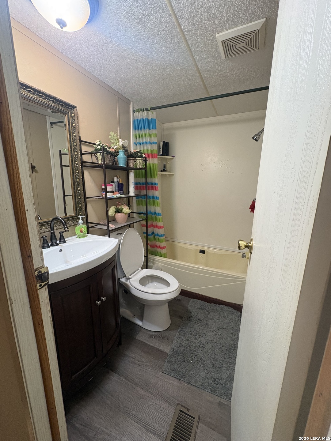 274 UTE TRL, Bandera, TX 78003