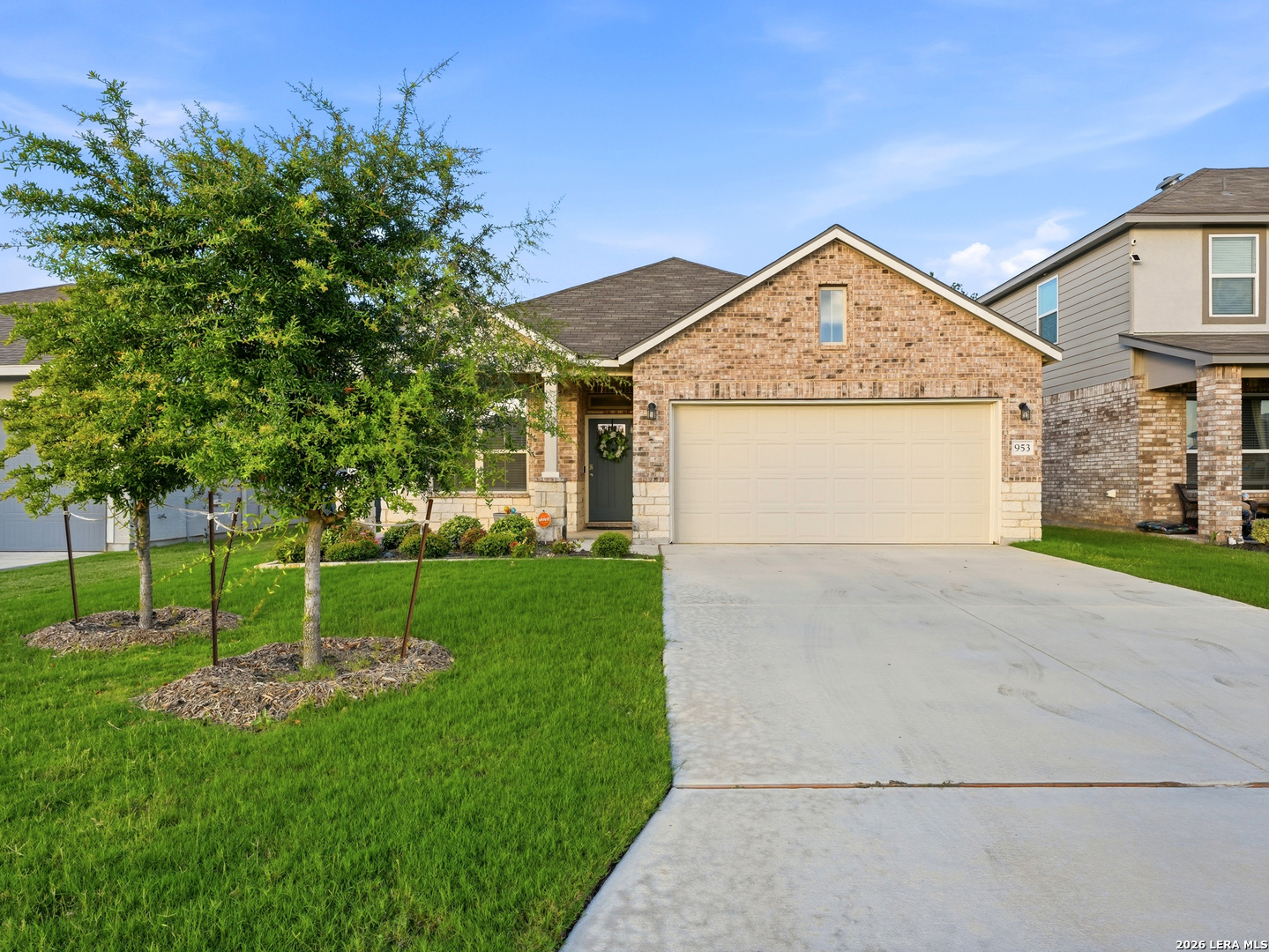 953 Willowbrook Listing Cover Image