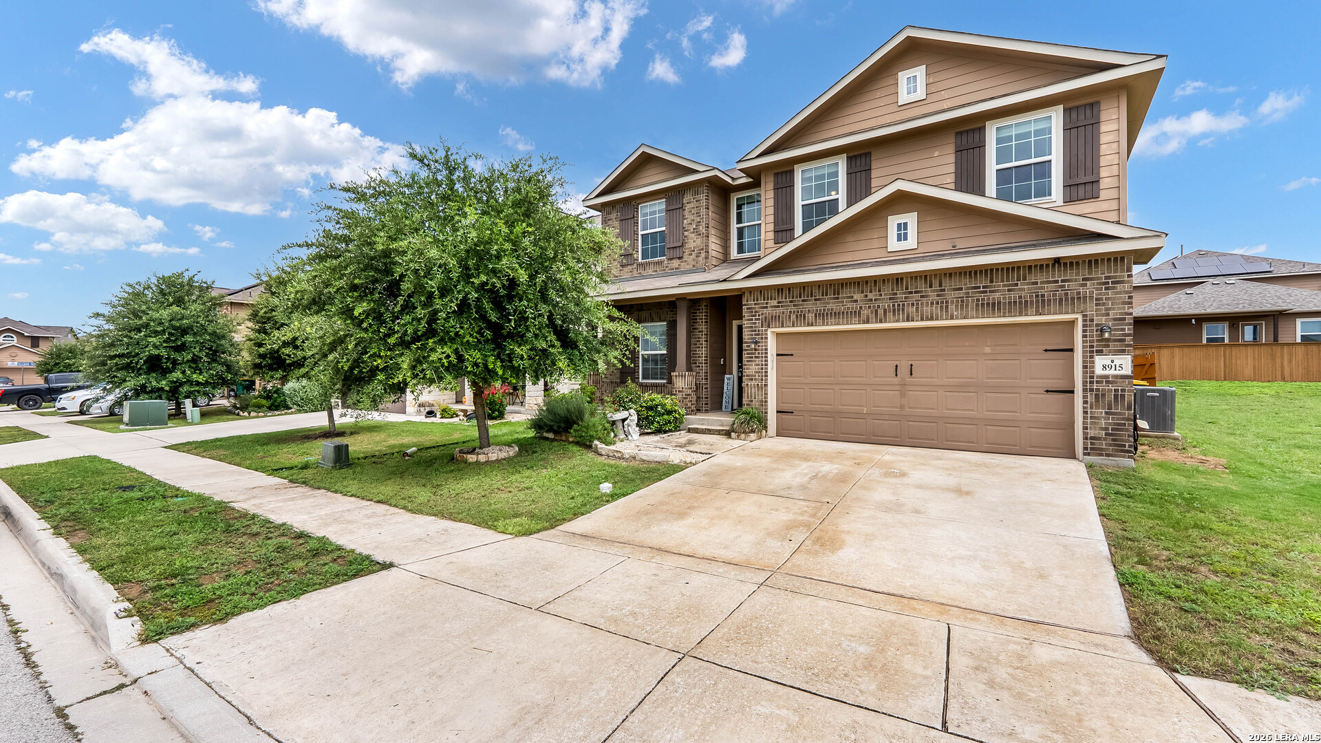 8915 Pembridge Way Listing Cover Image
