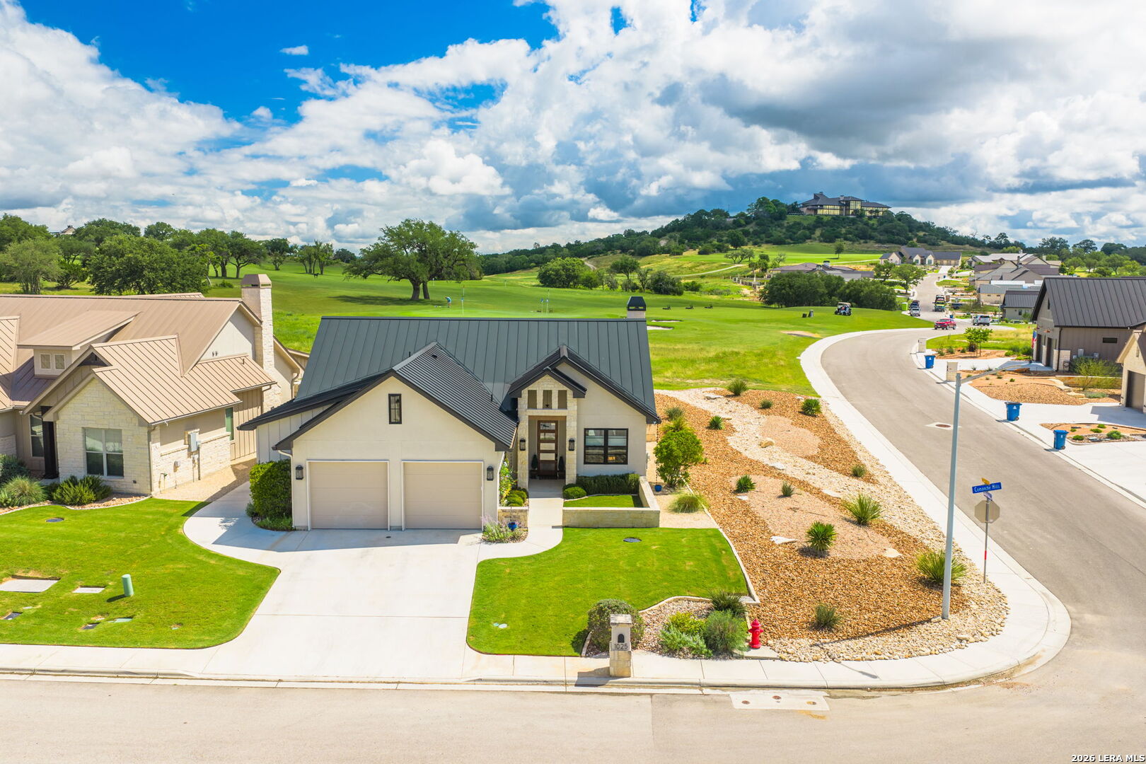 1025 Comanche Hills Listing Cover Image