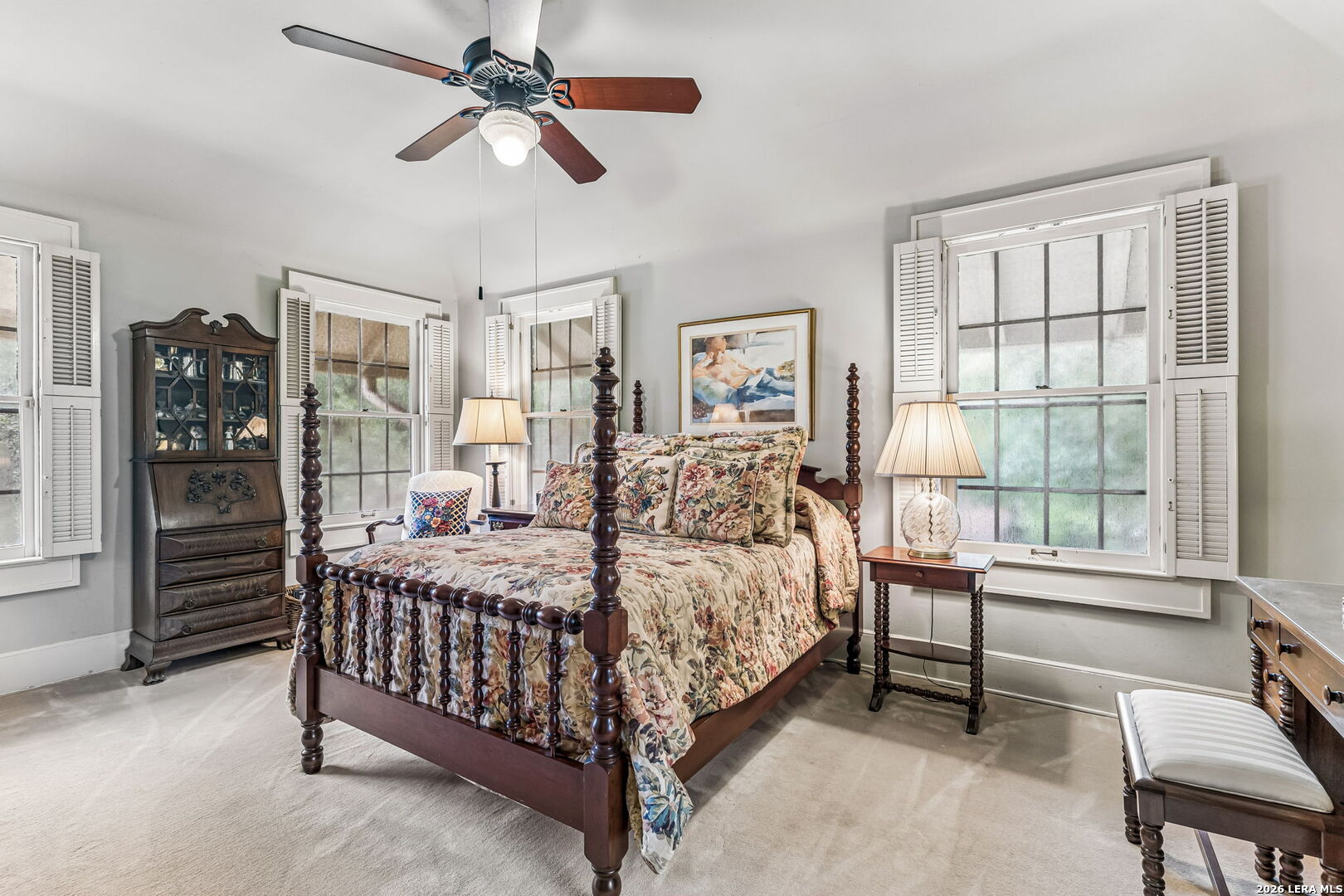 110 Geneseo Rd, Terrell Hills, TX 78209
