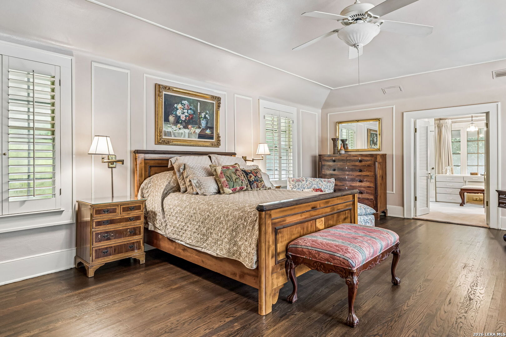 110 Geneseo Rd, Terrell Hills, TX 78209
