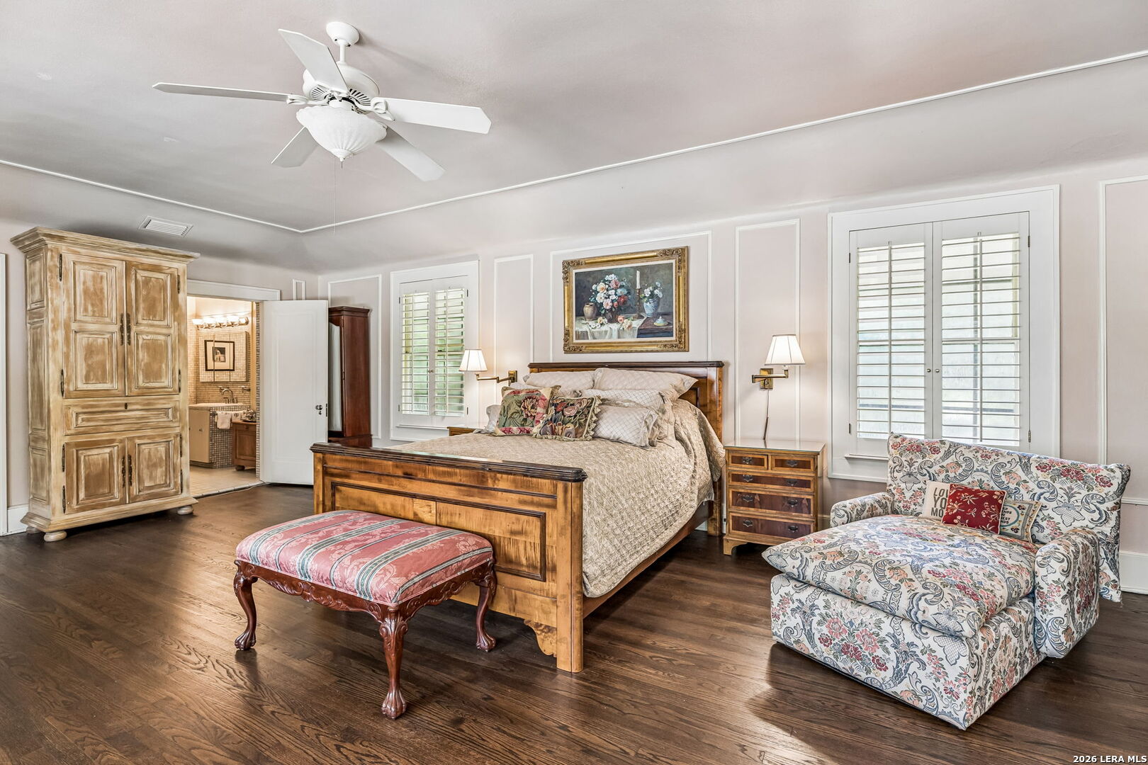 110 Geneseo Rd, Terrell Hills, TX 78209