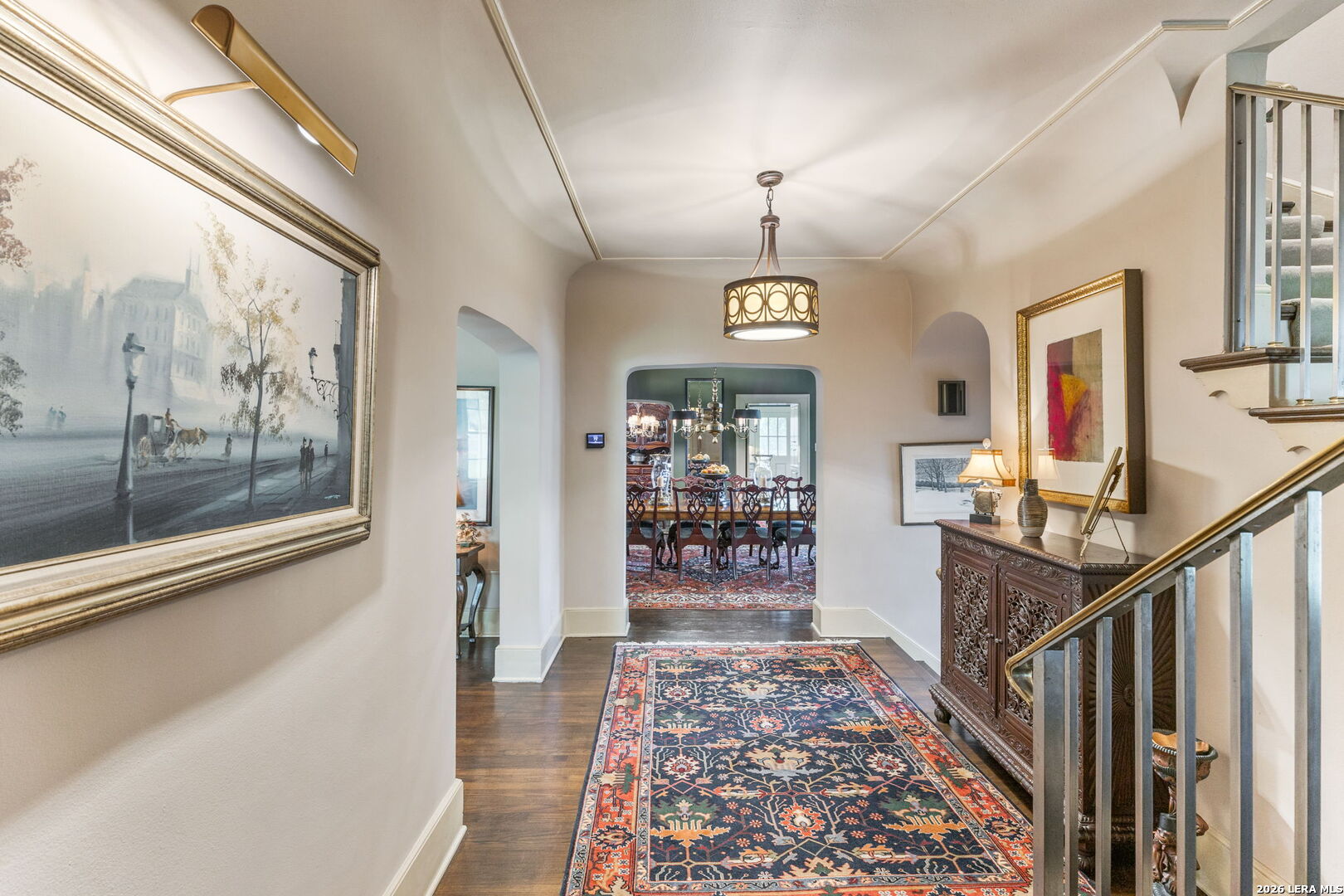 110 Geneseo Rd, Terrell Hills, TX 78209