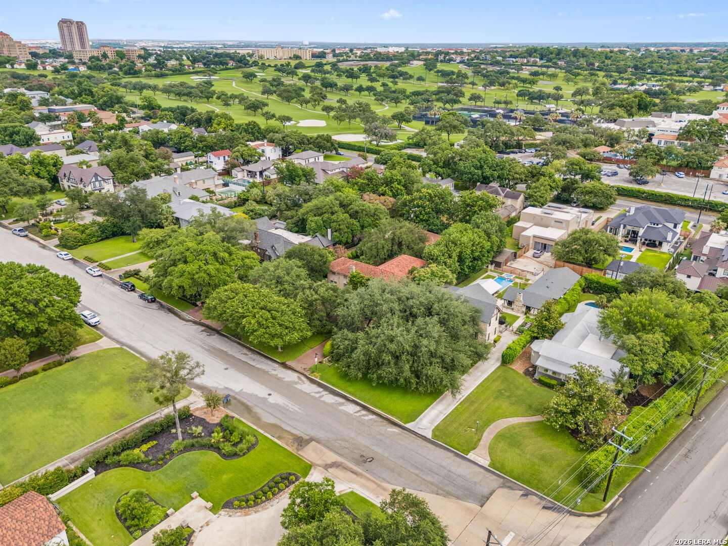 110 Geneseo Rd, Terrell Hills, TX 78209