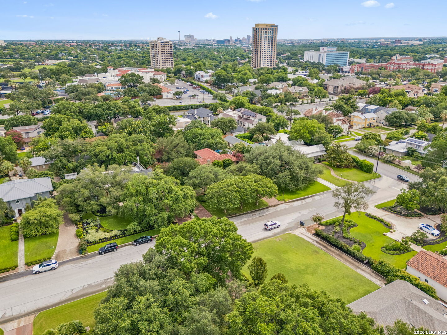 110 Geneseo Rd, Terrell Hills, TX 78209