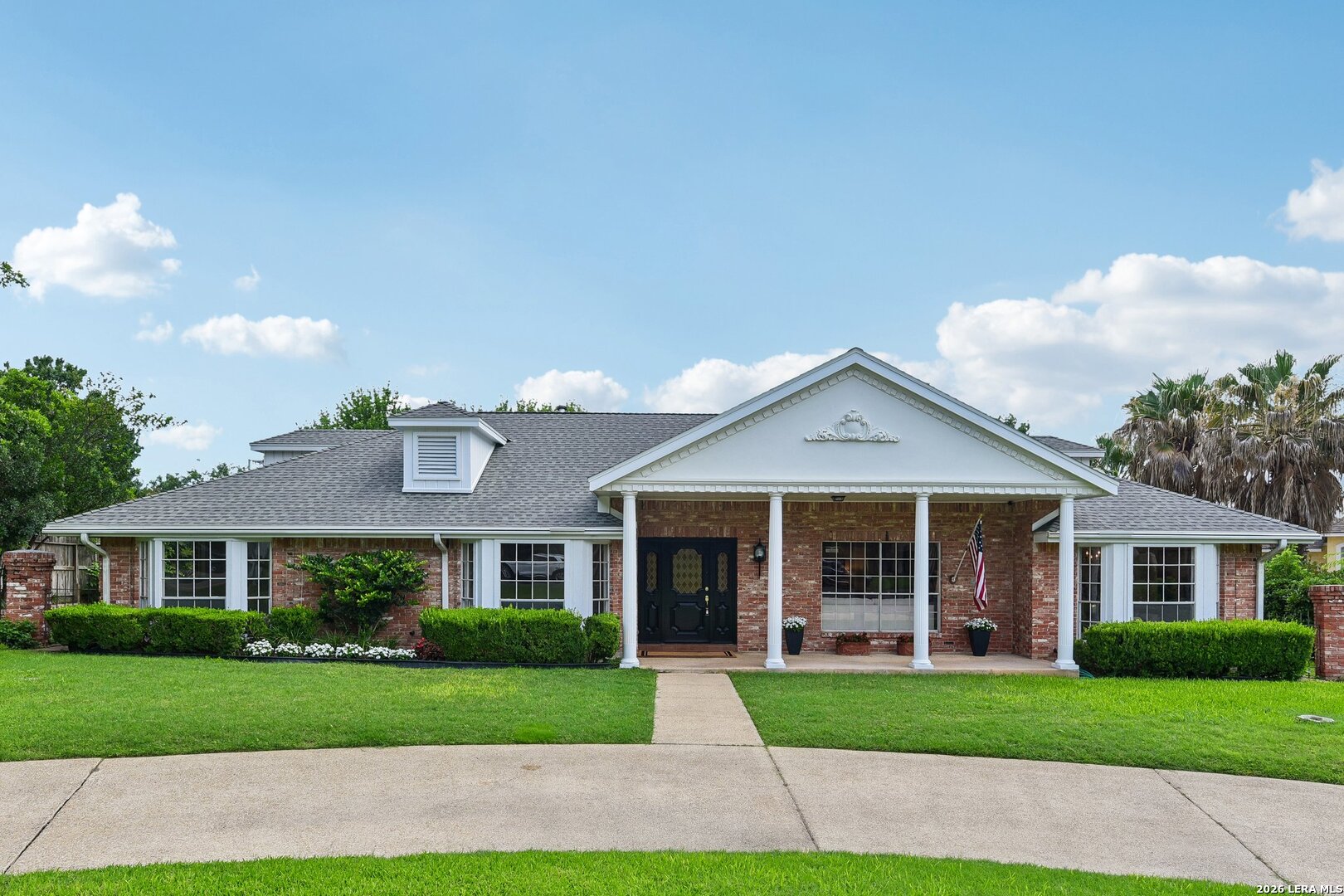 211 CHATTINGTON CT, Castle Hills, TX 78213