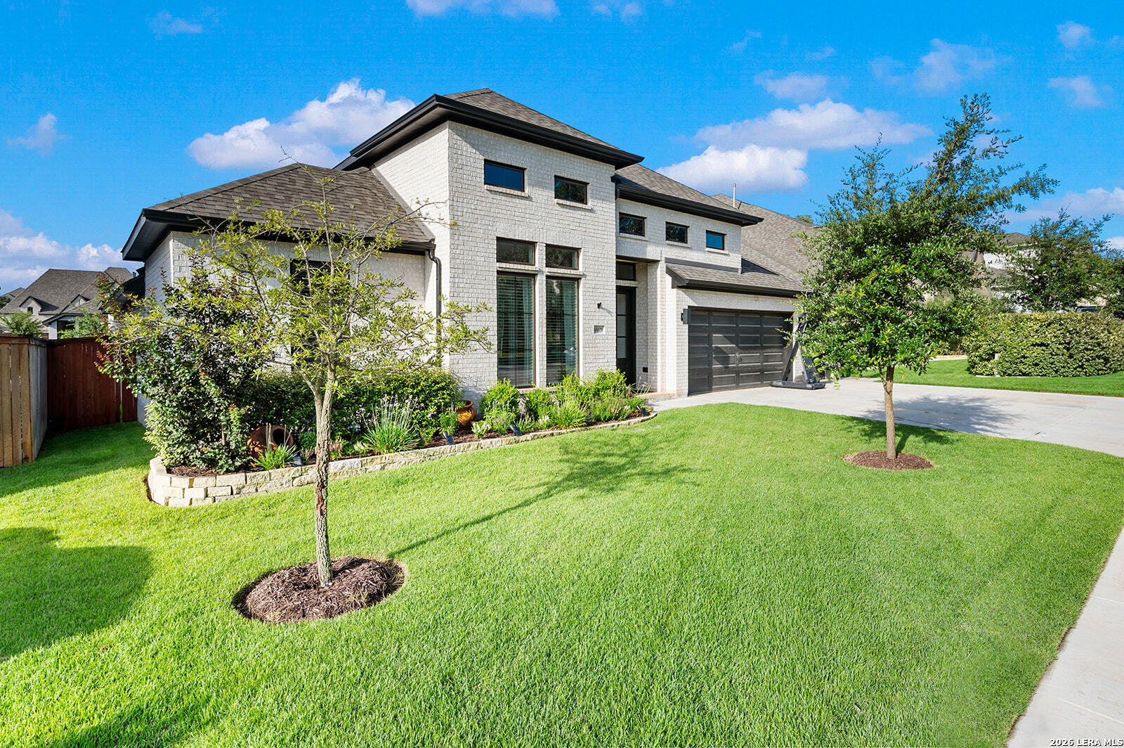 10006 Sarah Pl Listing Cover Image