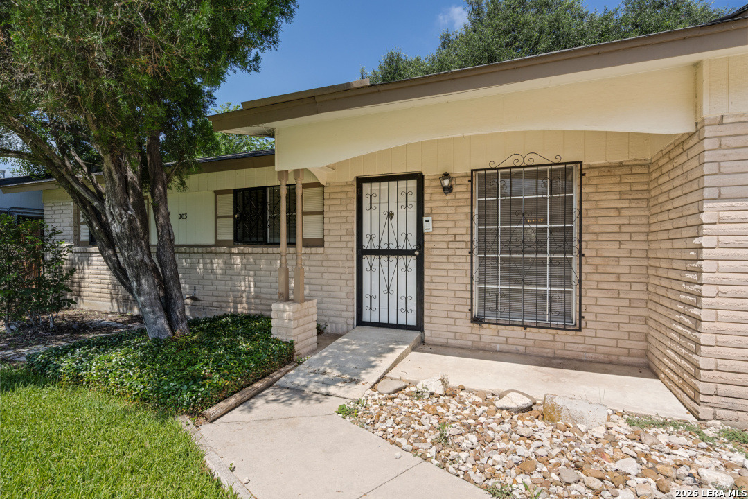 203 Eastover, San Antonio, TX 78220