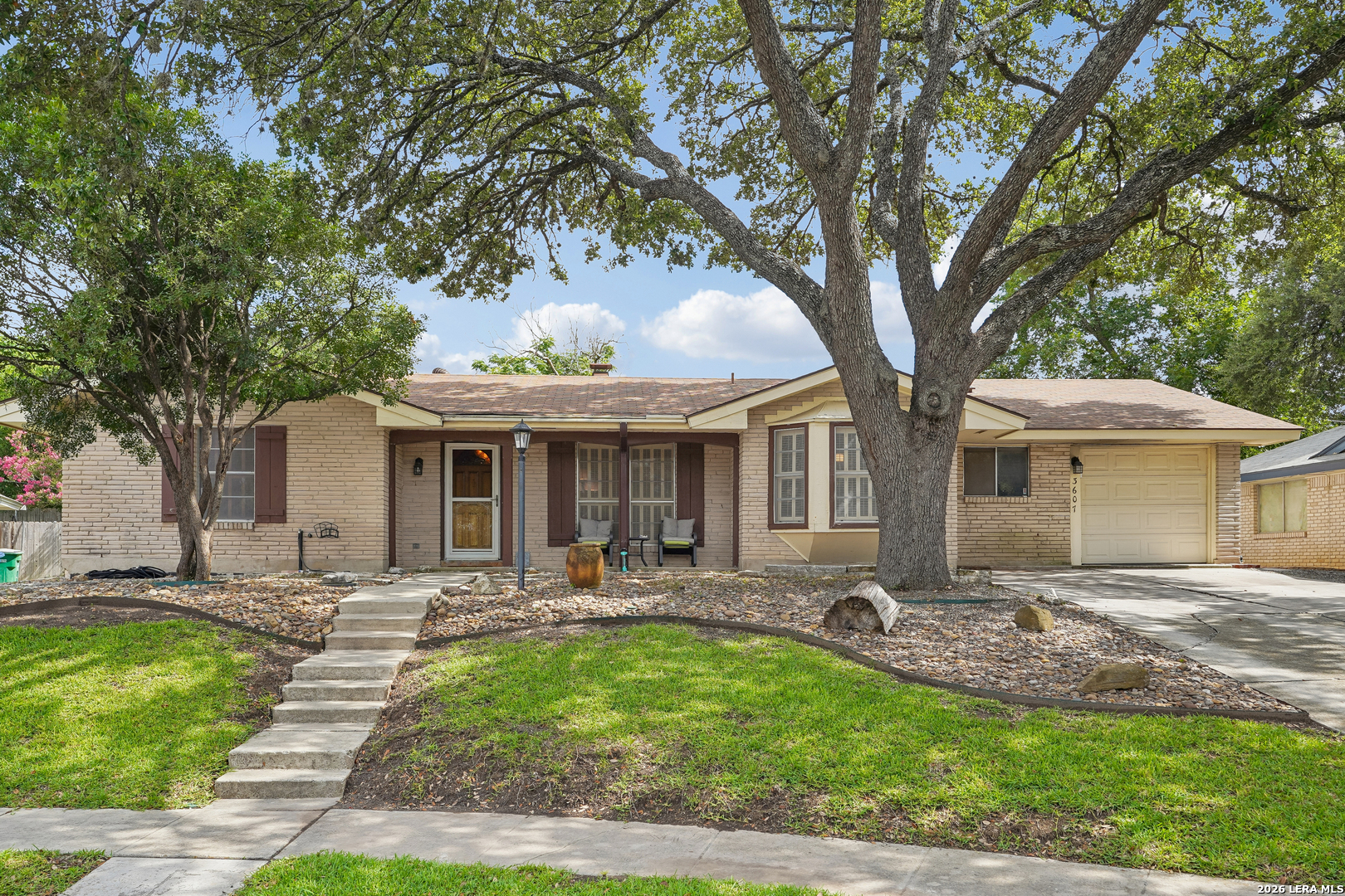 3607 Falls Creek Dr